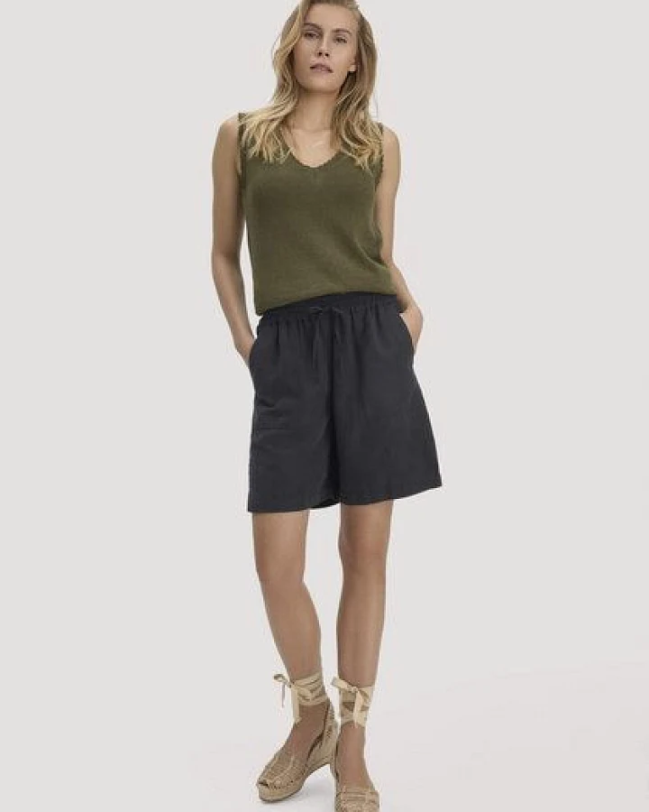 hessnatur Shorts Relaxed aus weichem TENCEL Lyocell mit Leinen
