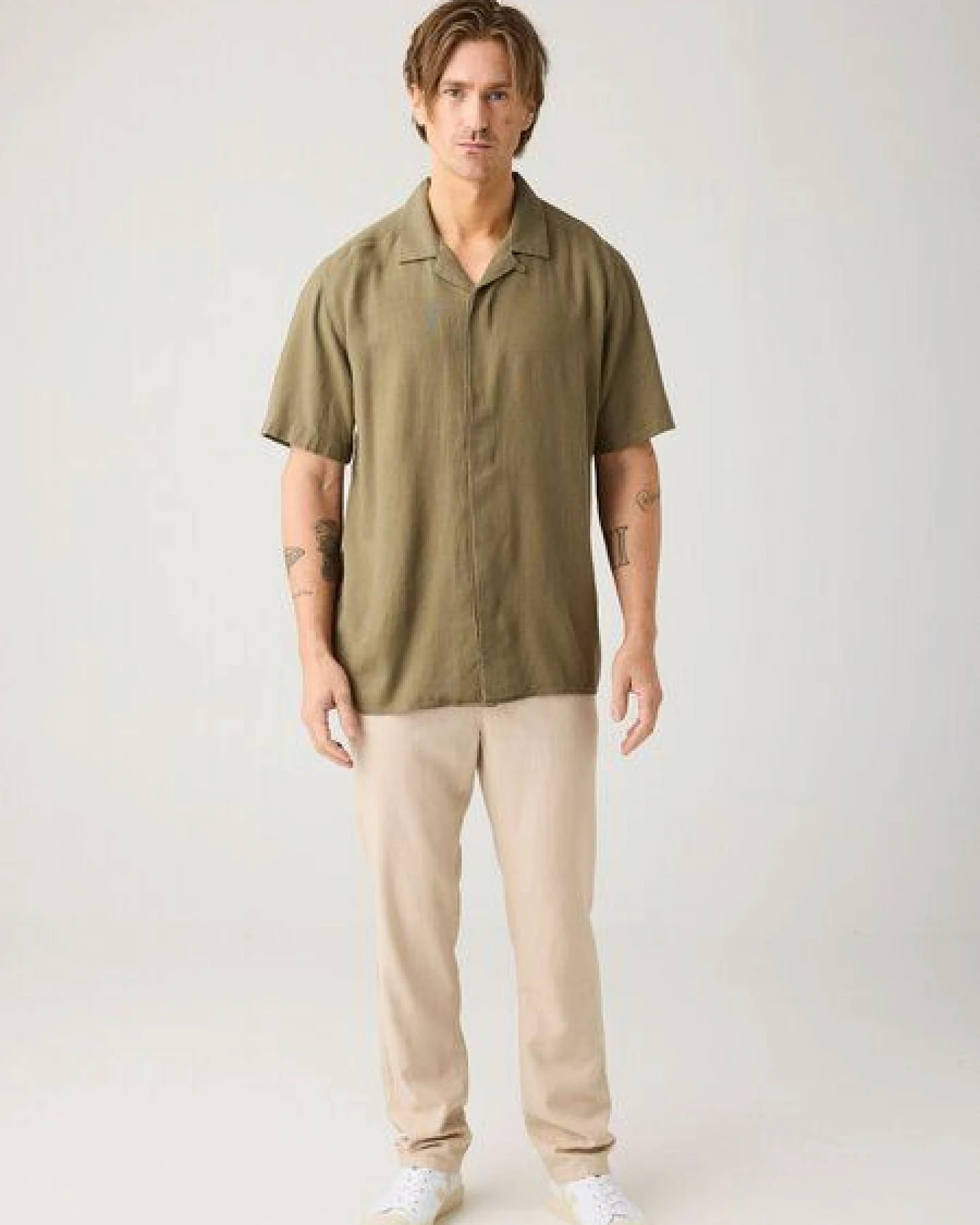 KnowledgeCotton Apparel Lockeres Kurzarmhemd MOSS aus Ecovero und Bio-Leinen – Ansicht 4