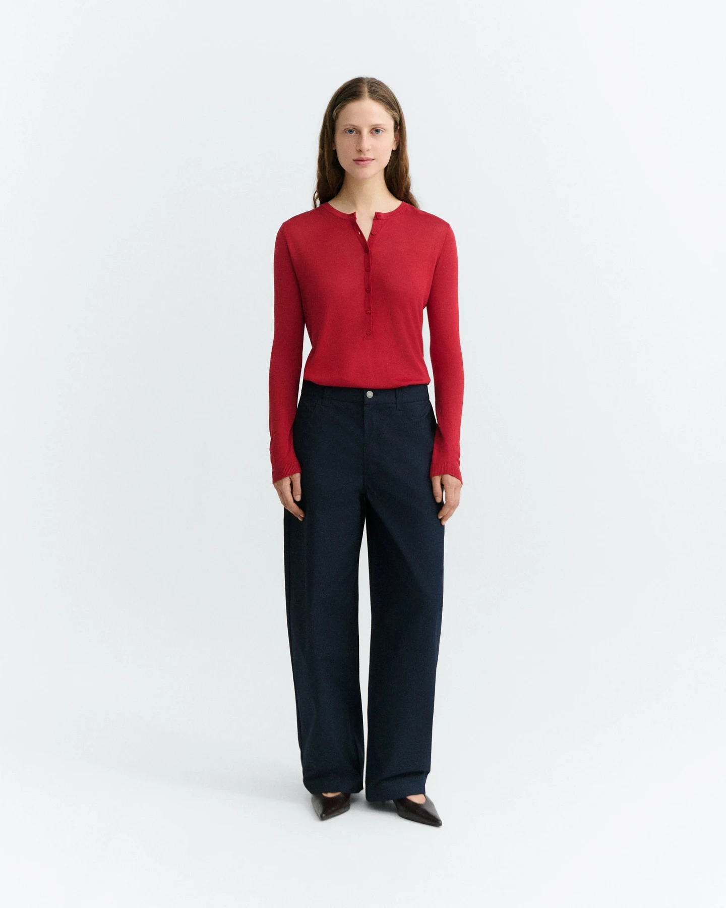 Thinking MU Damen vegan Hose Marissa Barrel Marineblau – Ansicht 2