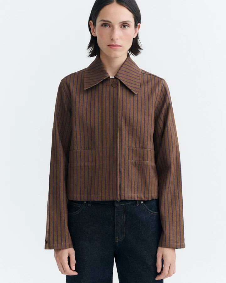 Thinking MU Damen vegan Jacke Astrid Braun Naturgefärbt Gestreift