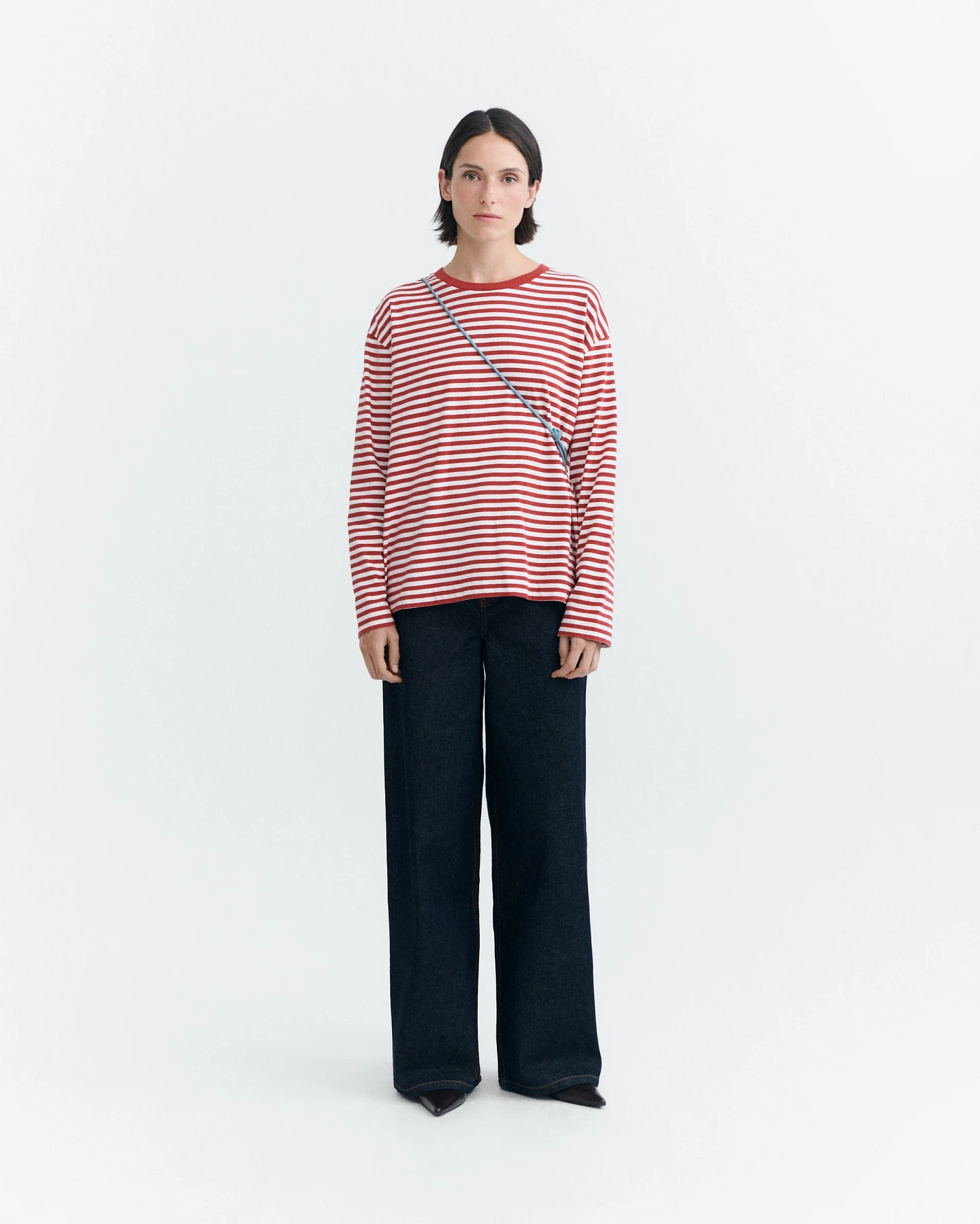 Thinking MU Damen vegan Jeans Mit Weitem Bein Hedda Dunkelblau – Ansicht 2