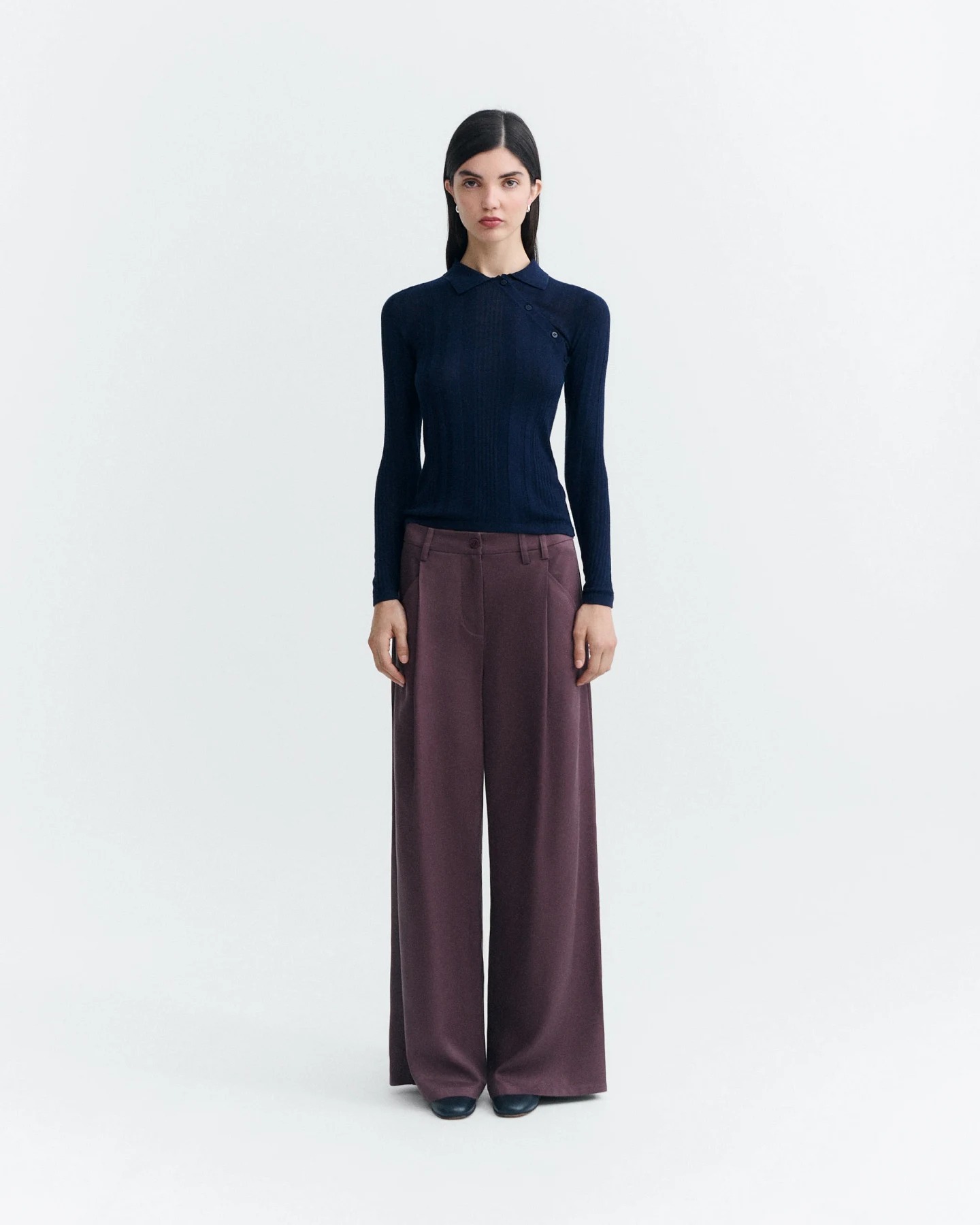 Thinking MU Damen vegan Hose Molly Mit Weitem Bein Und Falten Dunkelweinrot – Ansicht 2