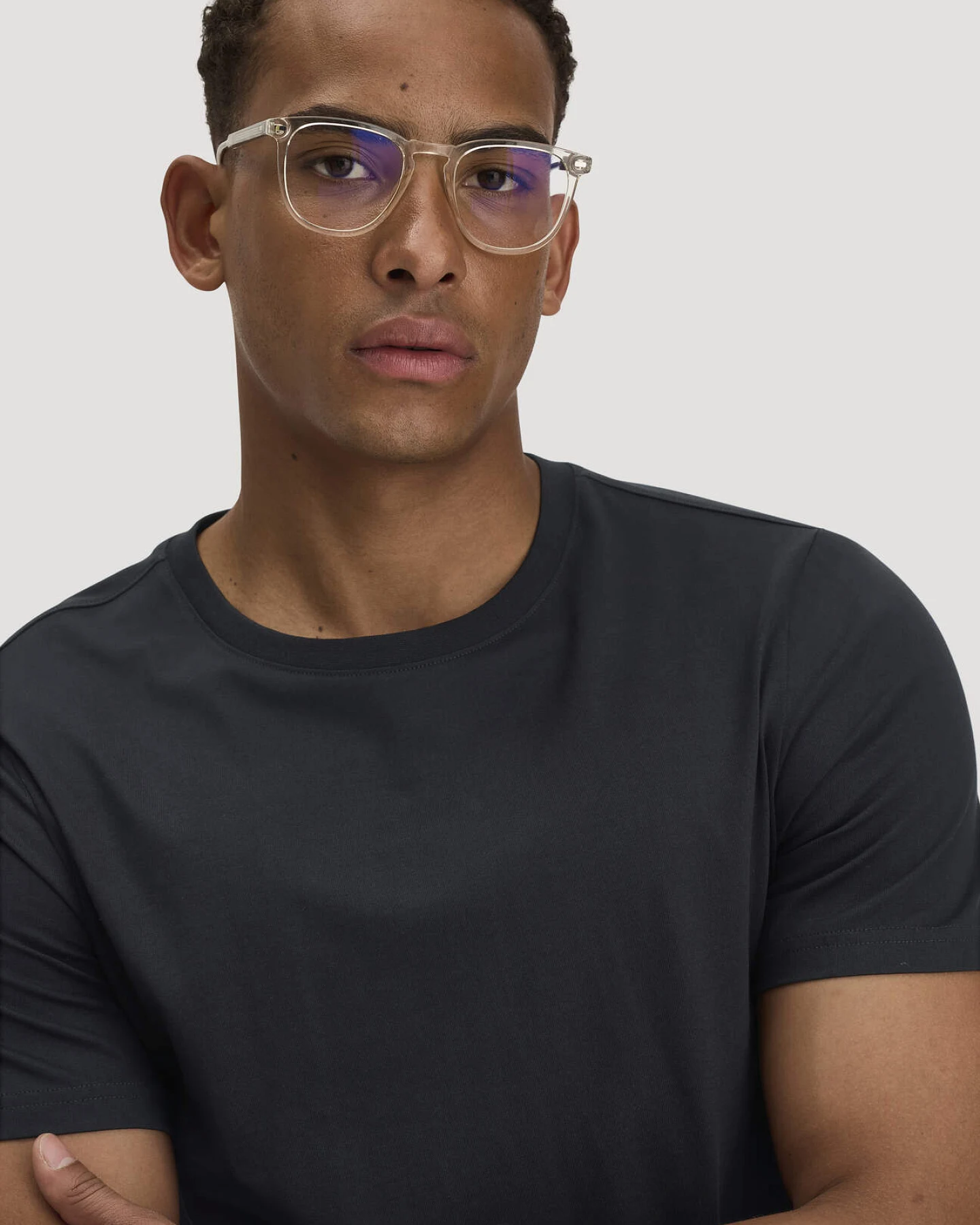 hessnatur Herren T-Shirt Regular aus Regenerative Organic Cotton (ROC) - schwarz - Größe 50 – Ansicht 4
