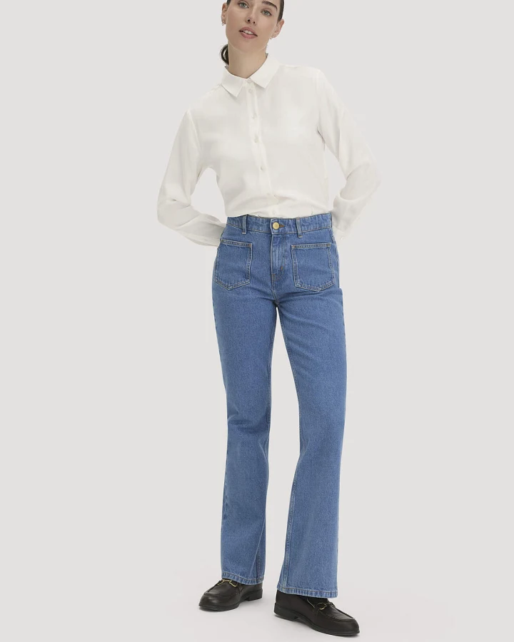 hessnatur Damen Jeans Flared Leg aus Bio-Baumwolle - blau - Größe 25