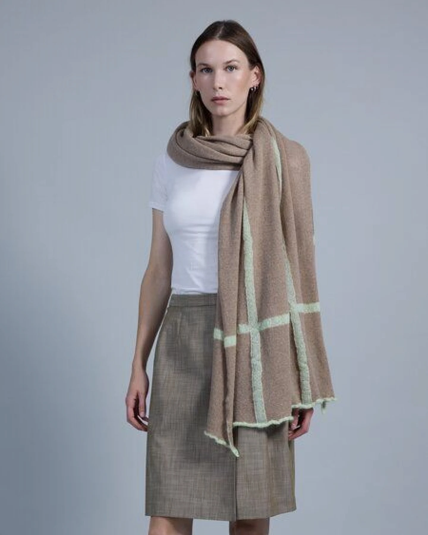 Susan's Fashion beige-brauner Merinowollschal Theresa – Ansicht 3