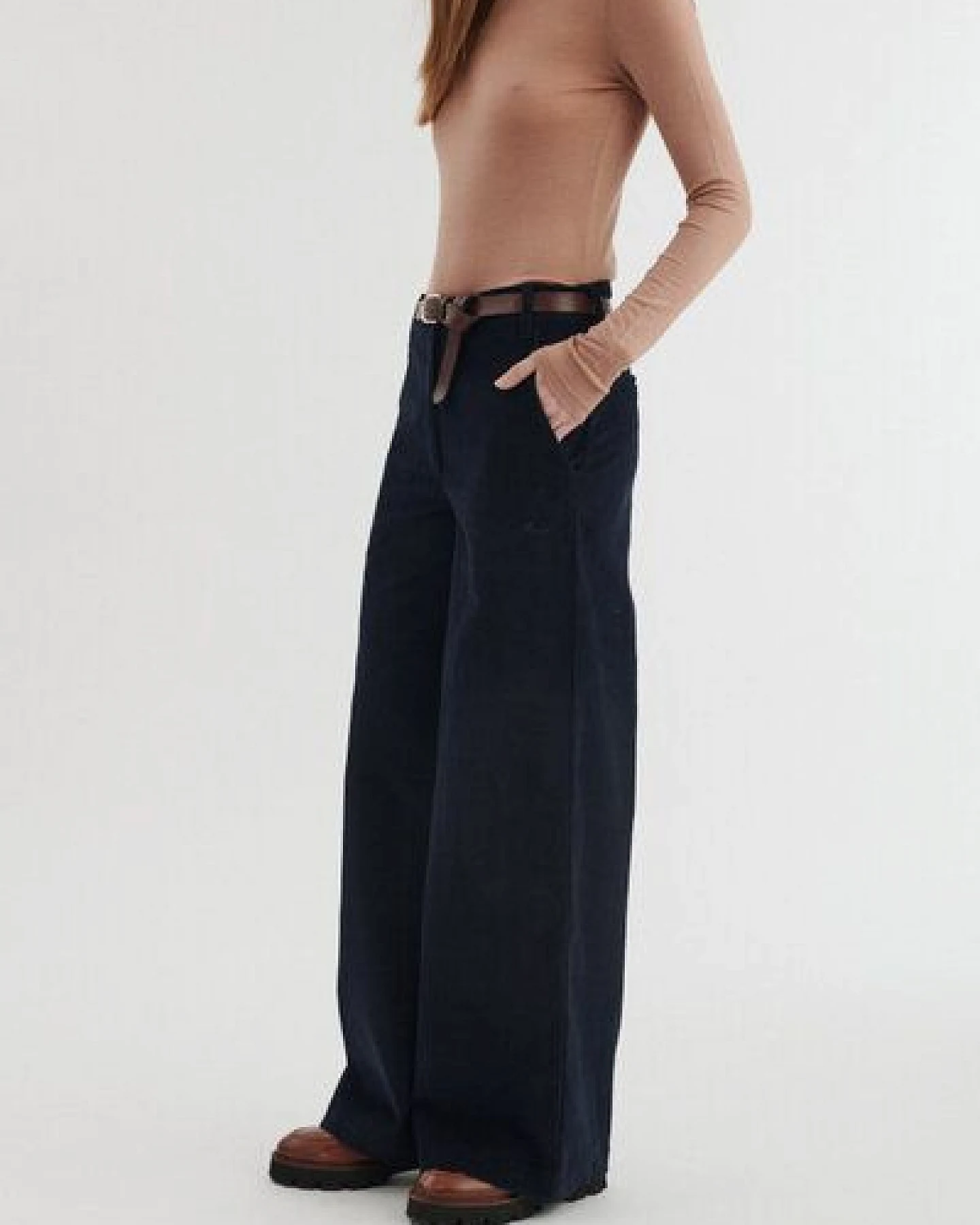 Basic Apparel Cordhose MILLU mit weitem Bein aus Bio-Baumwolle – Ansicht 3