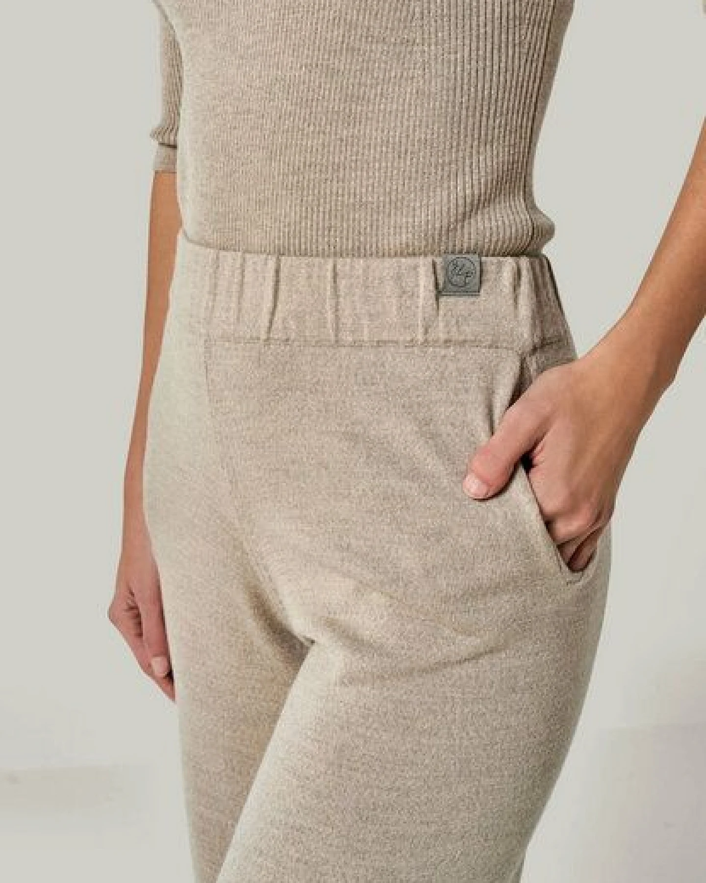 YOU LOOK PERFECT 100% Merino Culotte Strickhose "Dana" – Ansicht 4