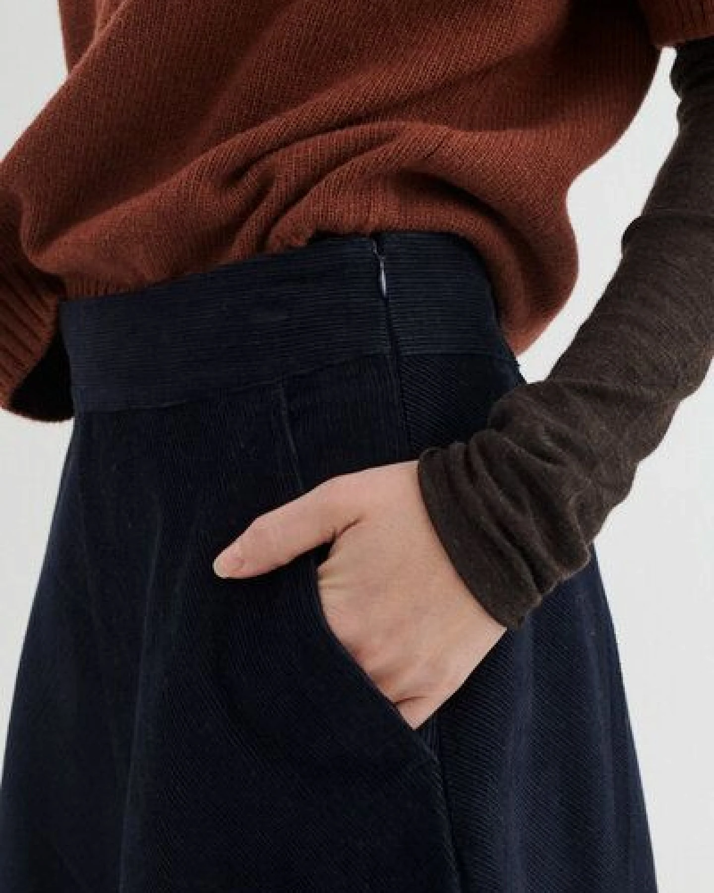 Basic Apparel Midi-Cord-Rock MILLU in A-Linie aus Bio-Baumwolle – Ansicht 3