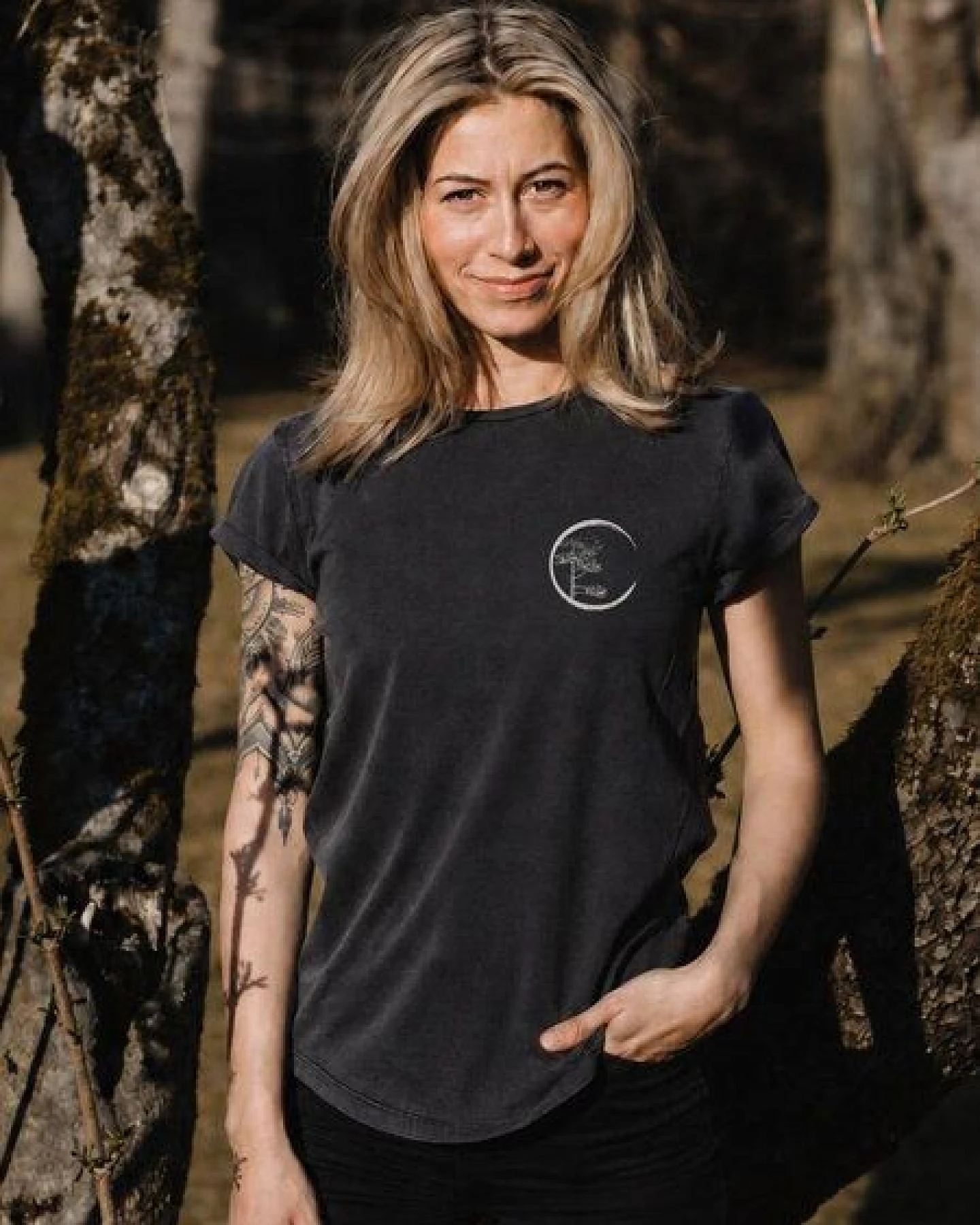 Life-Tree Organic Fairwear Shirt Women Logo Circle Stone Washed – Ansicht 4