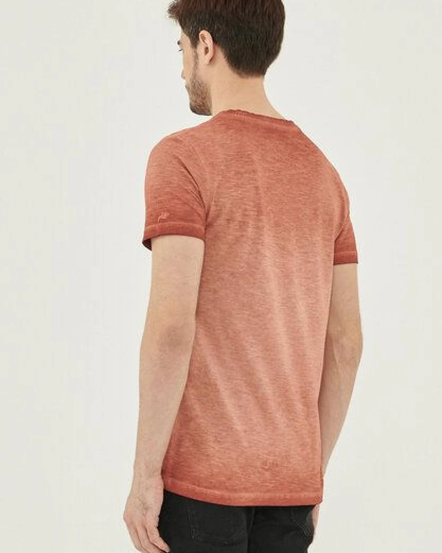 ORGANICATION Garment Dyed T-Shirt aus Bio-Baumwolle mit Auto-Print – Ansicht 4