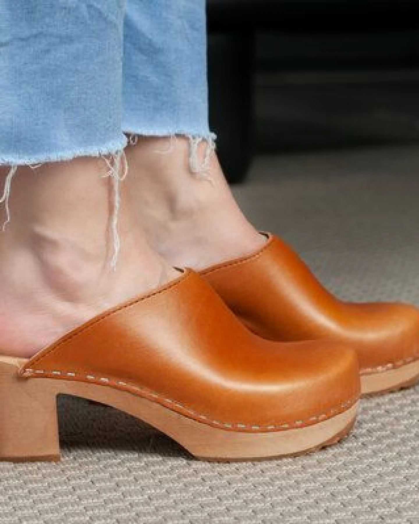 LIV - schwedische Holz Clogs von me&myclogs - high mid heel – Ansicht 2