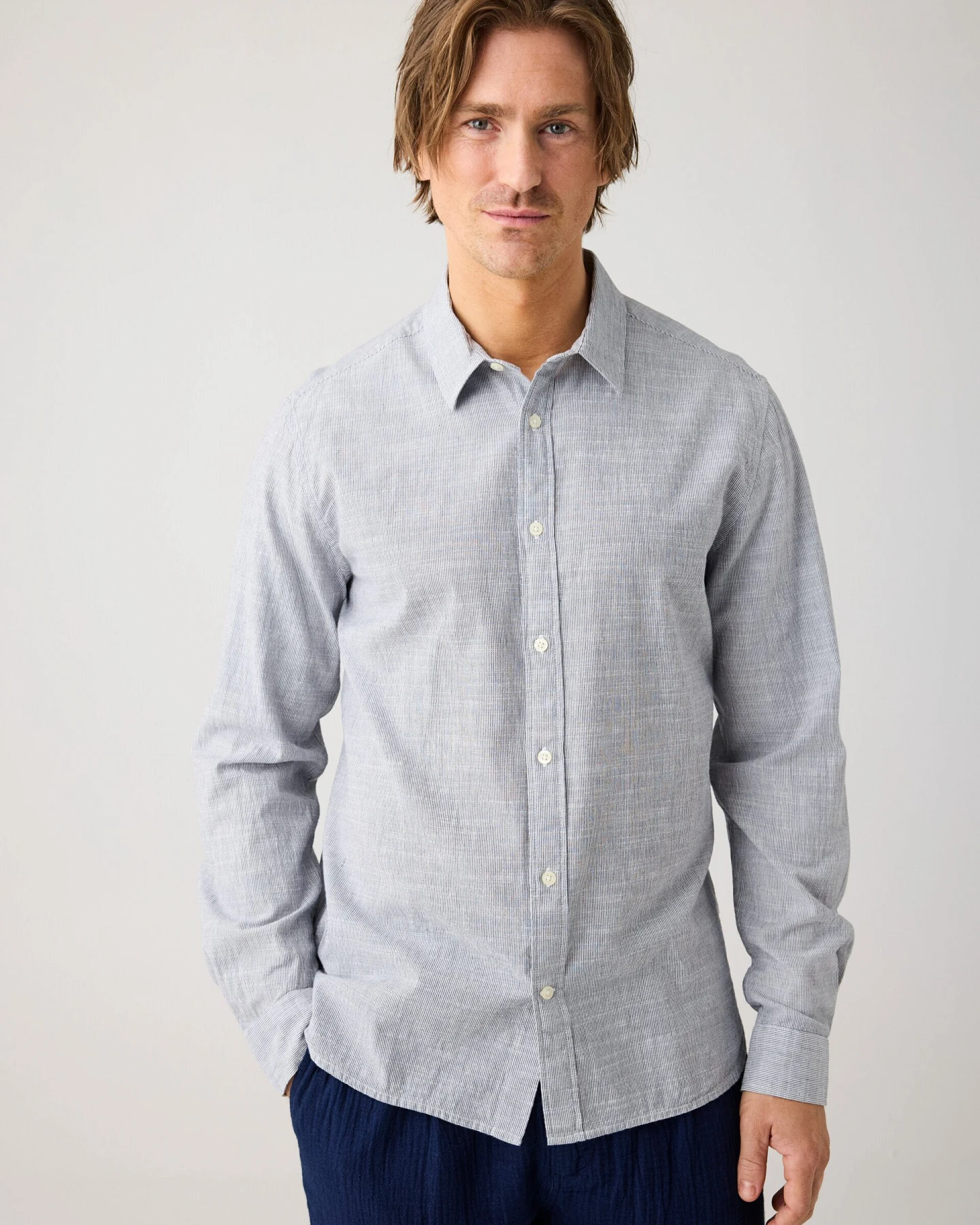 KnowledgeCotton Apparel Herren vegan Hemd Dune Regular Stripe Blau – Ansicht 2