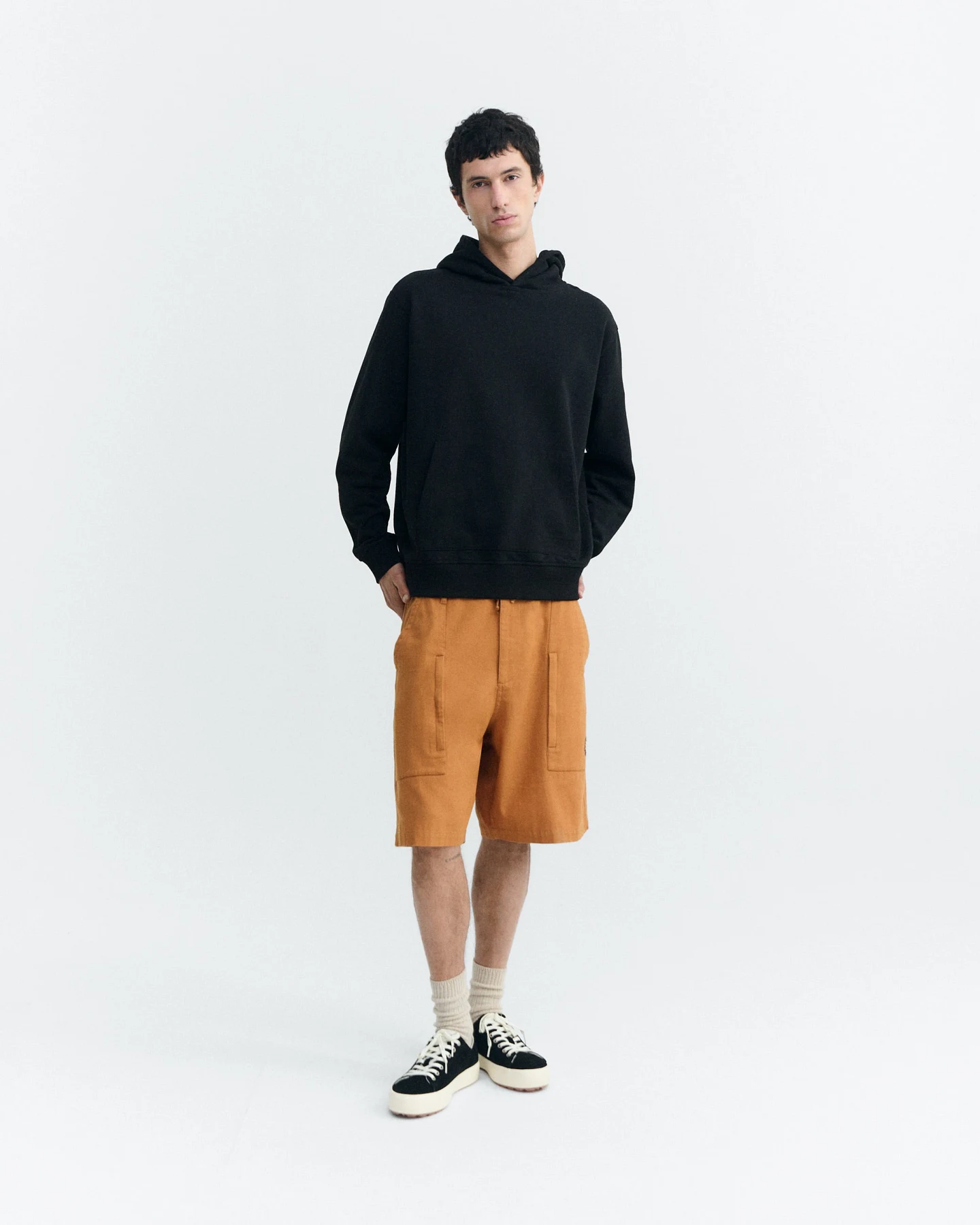 Thinking MU Herren vegan Sweatshirt Simon Sun Patch Schwarz – Ansicht 2