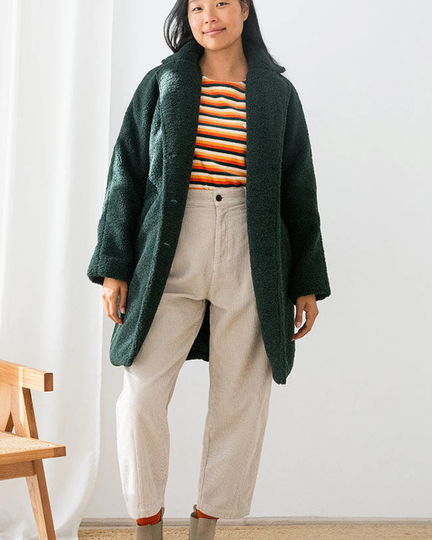 TWOTHIRDS Damen vegan Mantel Itbayat Teddy Grün – Ansicht 2
