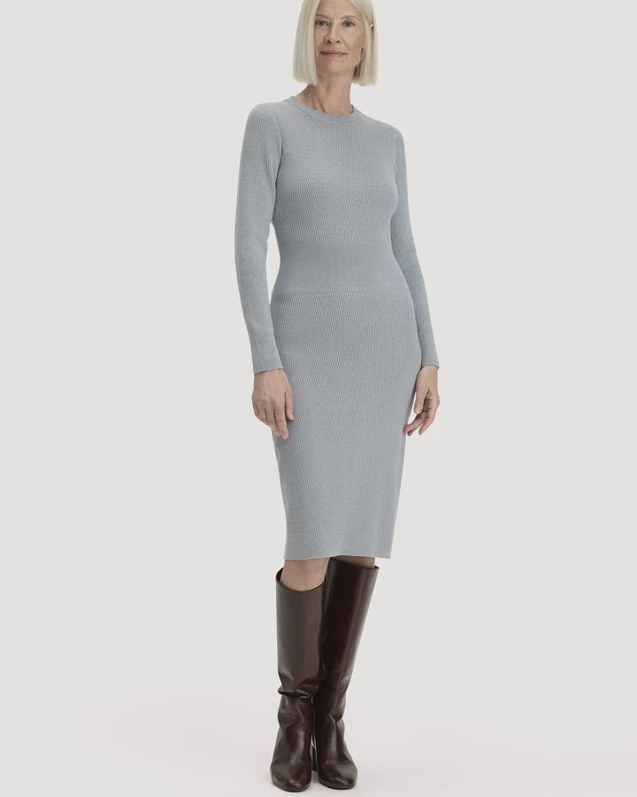 hessnatur Damen Strick Kleid Regular aus Bio-Baumwolle mit Bio-Merinowolle - blau - Größe L