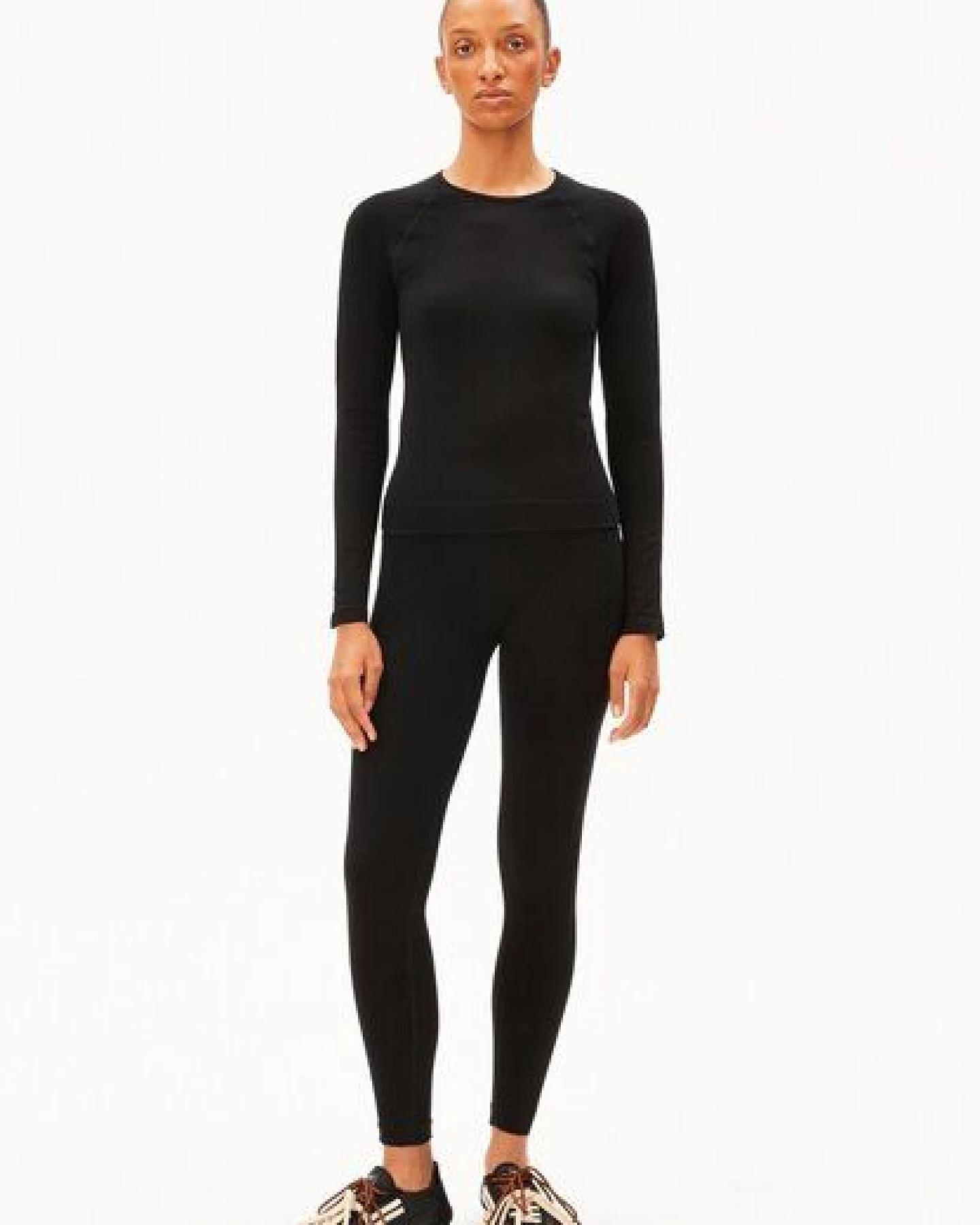 ARMEDANGELS SEAMLESS Damen Activewear-Longsleeve aus TENCEL Lyocell Mix – Ansicht 4