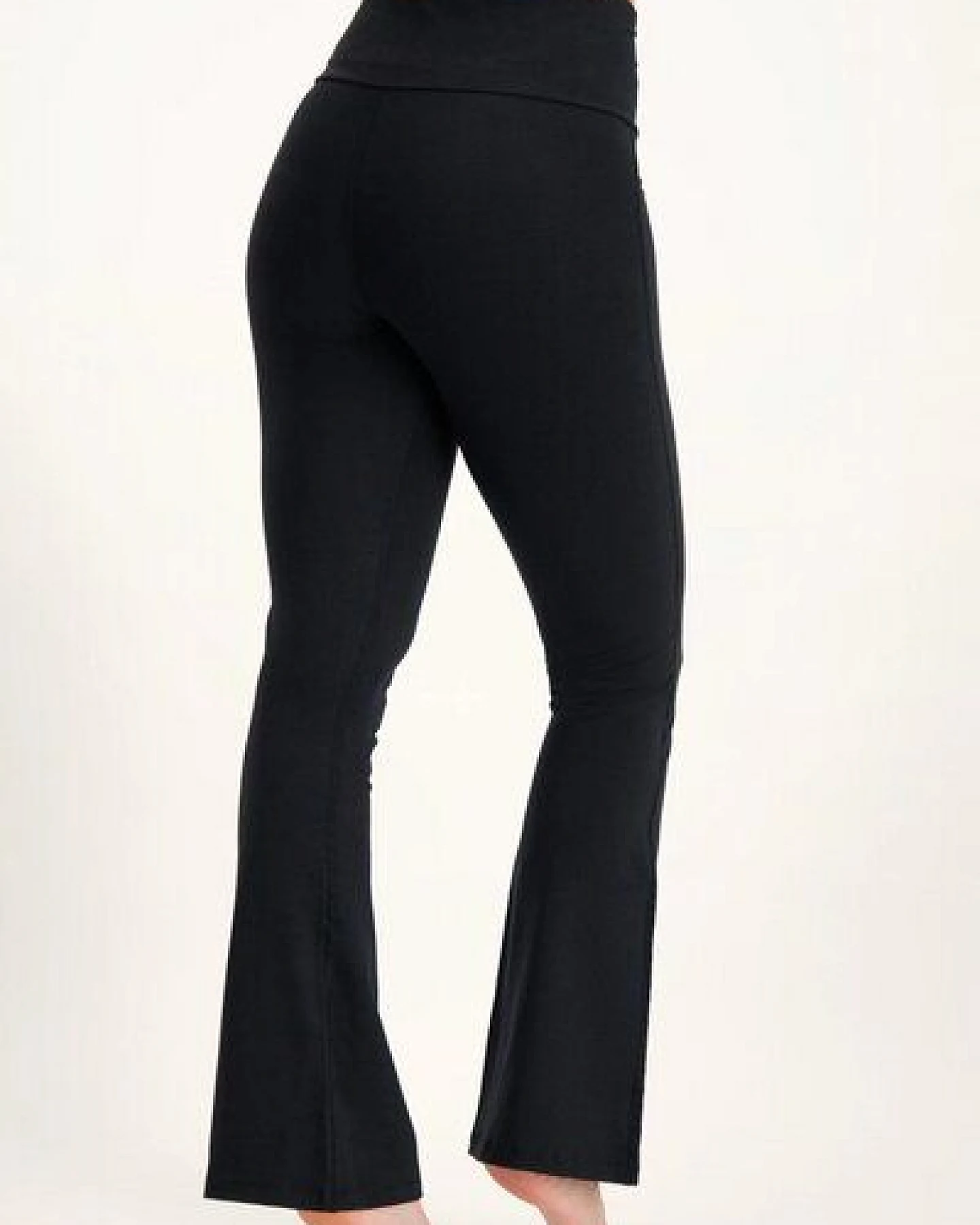 Urban Goddess Aura Flared Yoga-Hose – Ansicht 3
