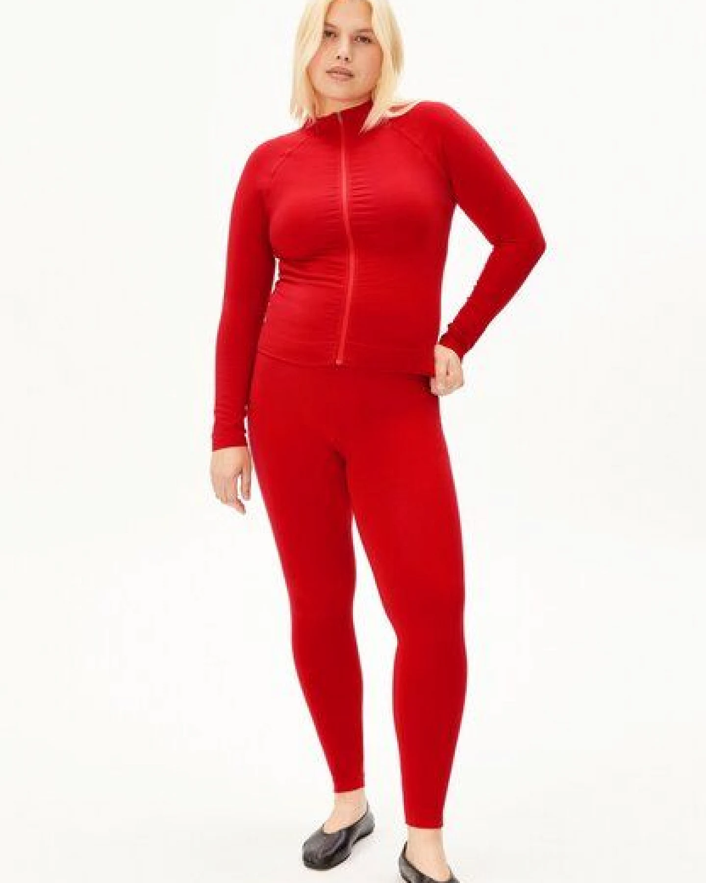 ARMEDANGELS SEAMLESS Damen Activewear-Jacke aus TENCEL Lyocell Mix – Ansicht 4