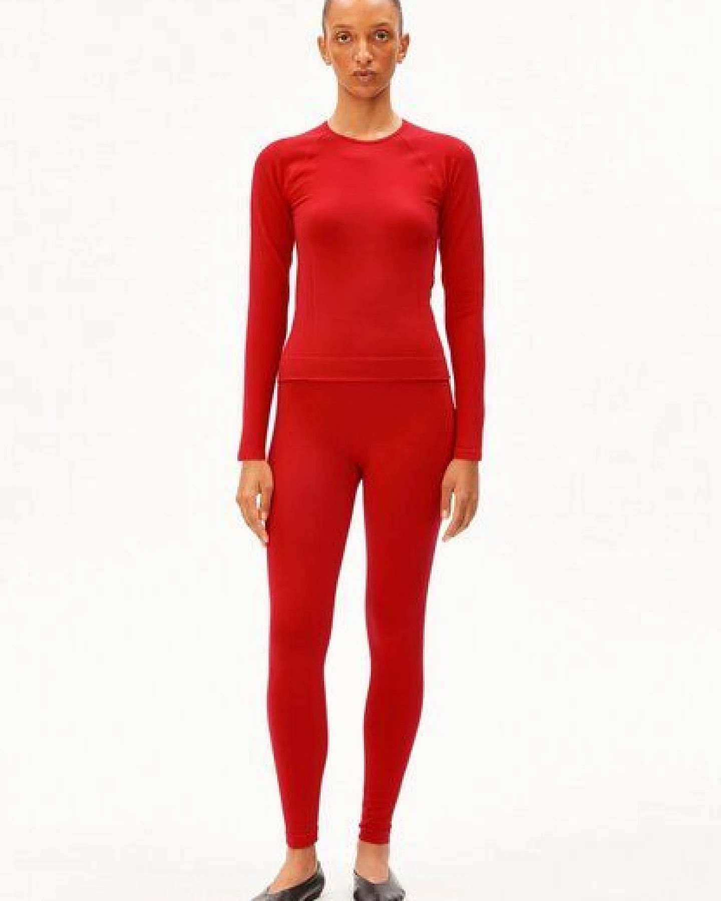 ARMEDANGELS SEAMLESS Damen Activewear-Longsleeve aus TENCEL Lyocell Mix – Ansicht 4