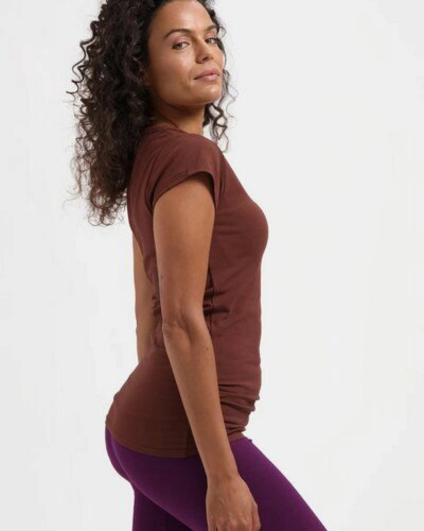 Urban Goddess Zefira Yoga Tee – Ansicht 3