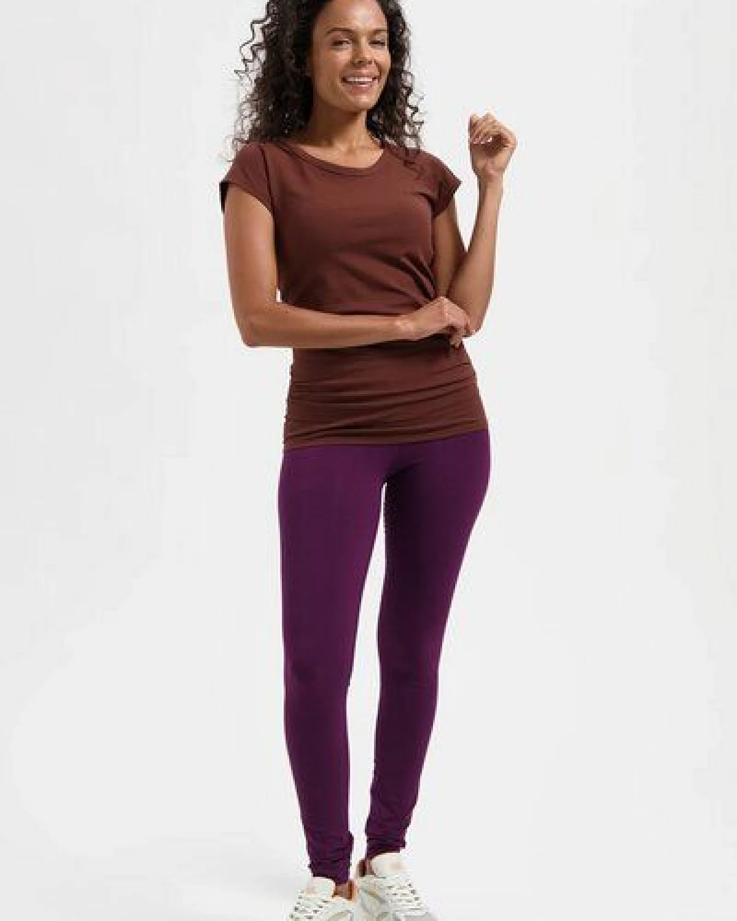 Urban Goddess Zefira Yoga Tee – Ansicht 4