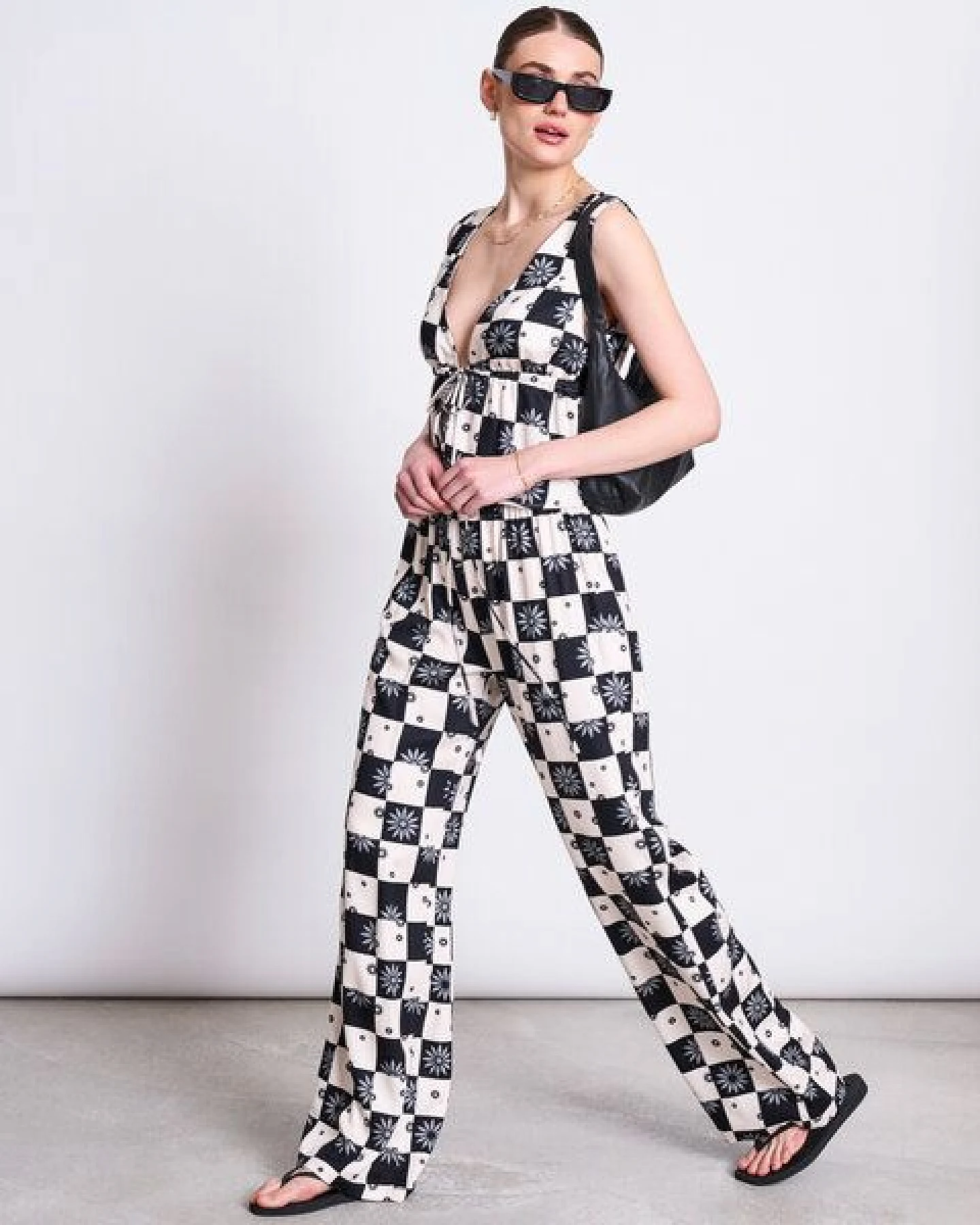 JAN N JUNE Weite Mid Rise Hose STRATH – Ansicht 4