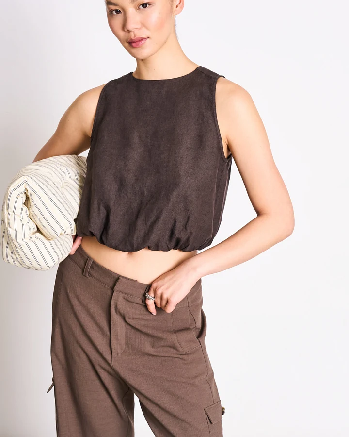 JAN 'N JUNE Damen vegan Cropped Top Lupin Schlammbraun