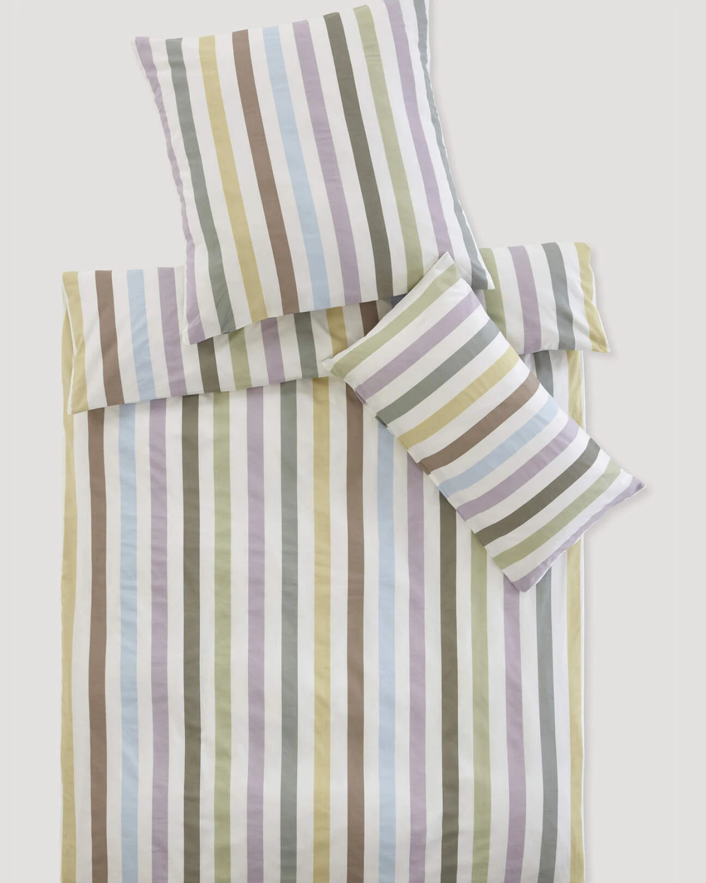 hessnatur Renforcé Bettwäsche-Set CANNES aus Bio-Baumwolle - grün - Größe 155x220 / 40x80 cm – Ansicht 2