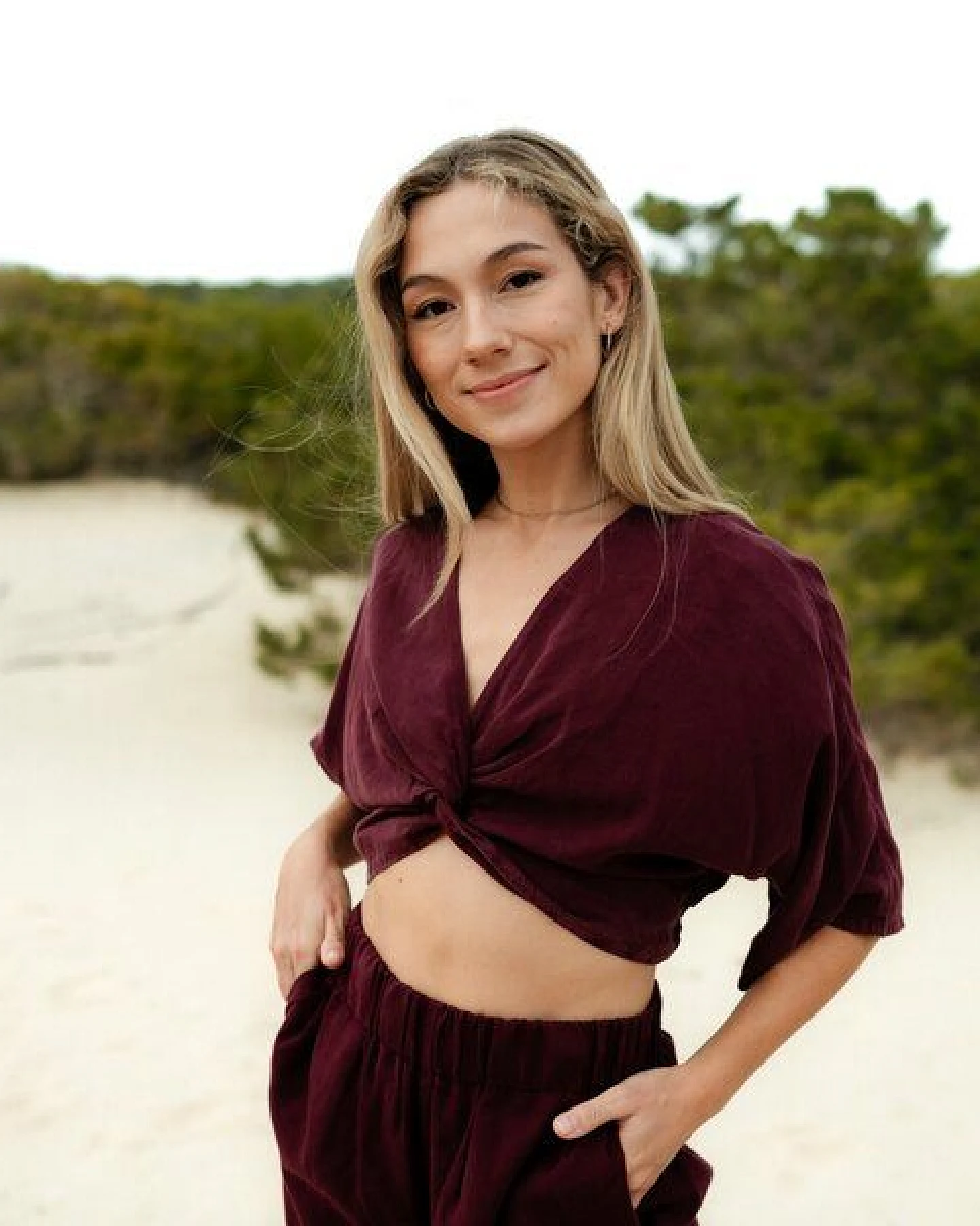NORDLICHT Damen Knoten Crop Top Merit aus 100% Tencel – Ansicht 4
