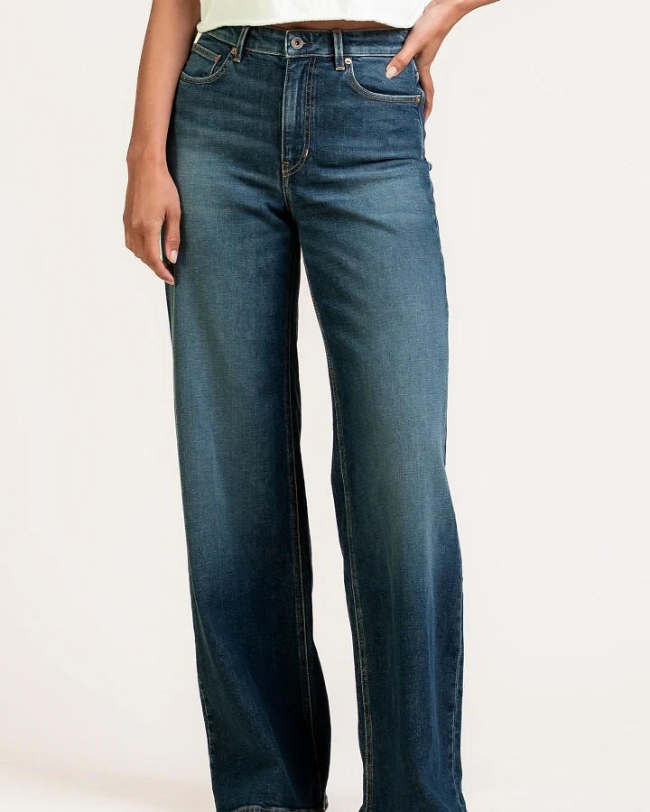Kuyichi Damen vegan Jeans Harper Weit Geschnitten Tiefes Indigo