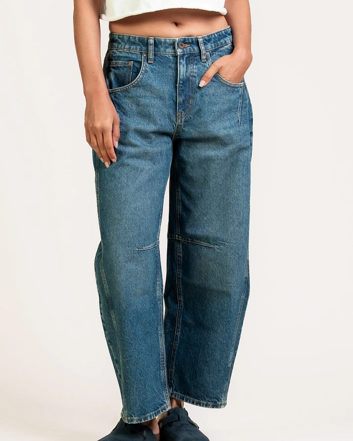 Kuyichi Damen vegan Jeans Rebel Barrel Crystal Blue
