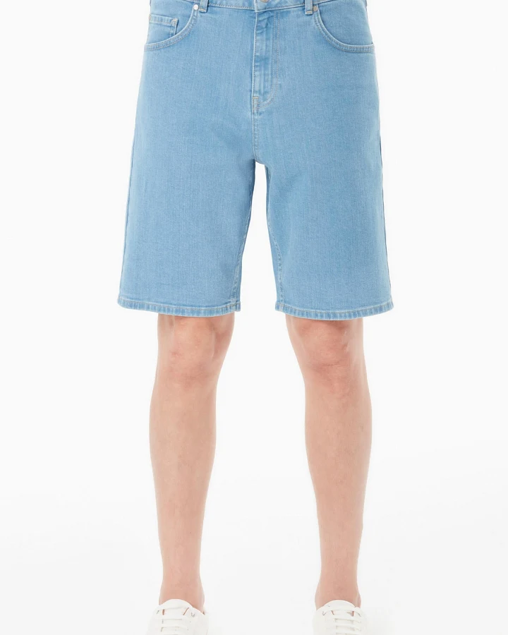 ORGANICATION Herren vegan Kurze Hose Hellblau