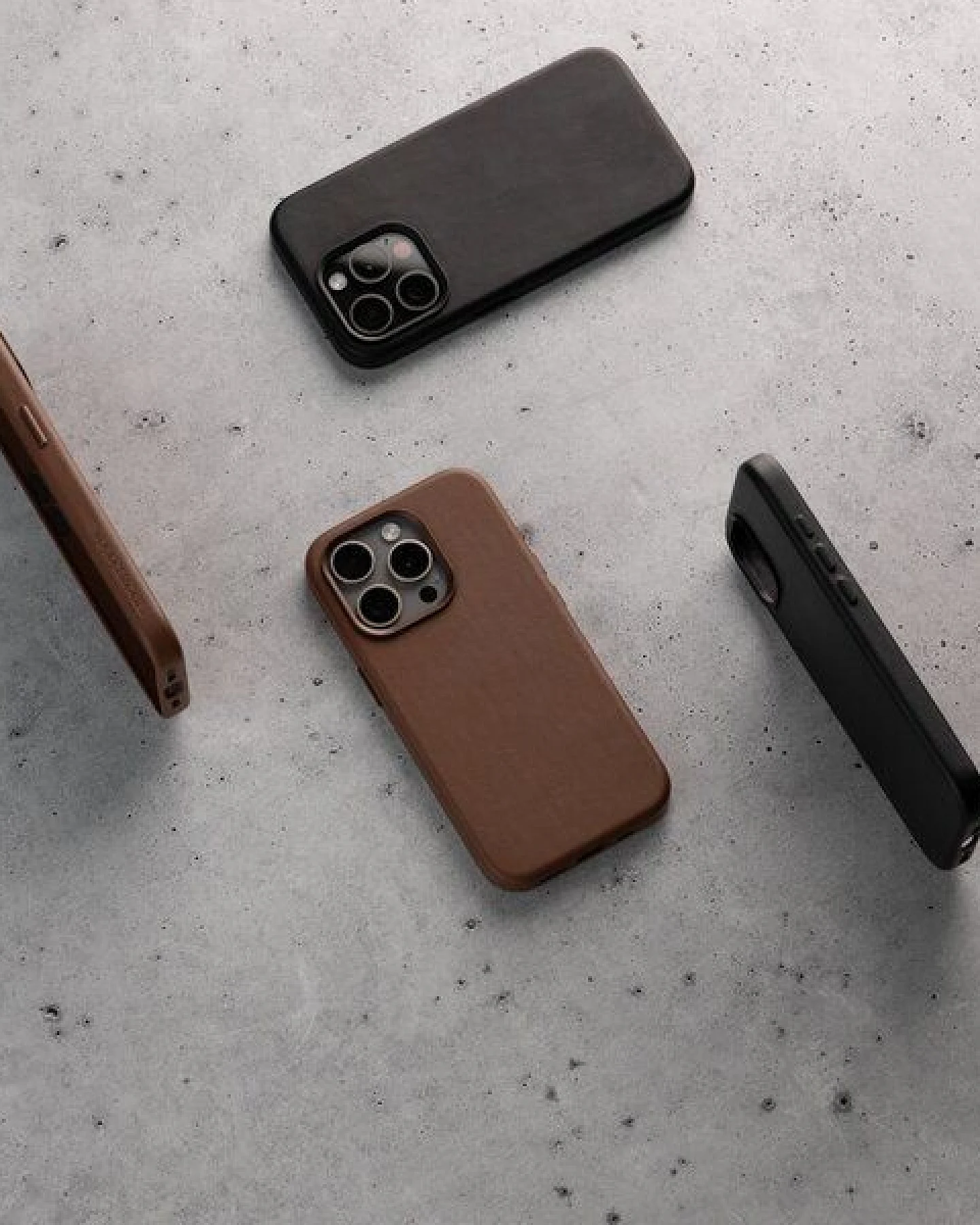 Woodcessories iPhone Leder Hülle aus nachhaltigen Aloe Vera Pflanzen – Ansicht 4