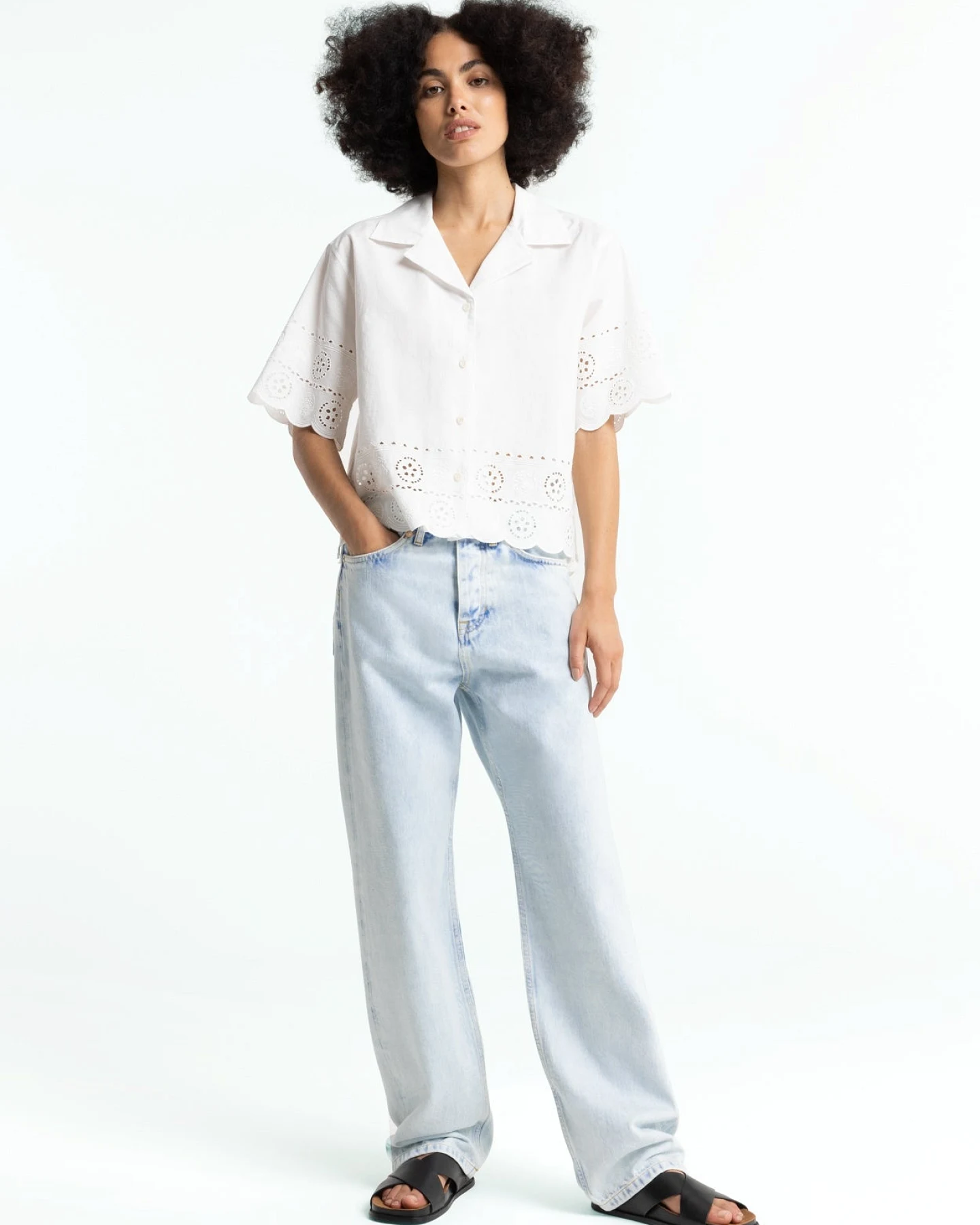 Kings of Indigo Damen vegan Bluse Ryanna Weiß – Ansicht 2