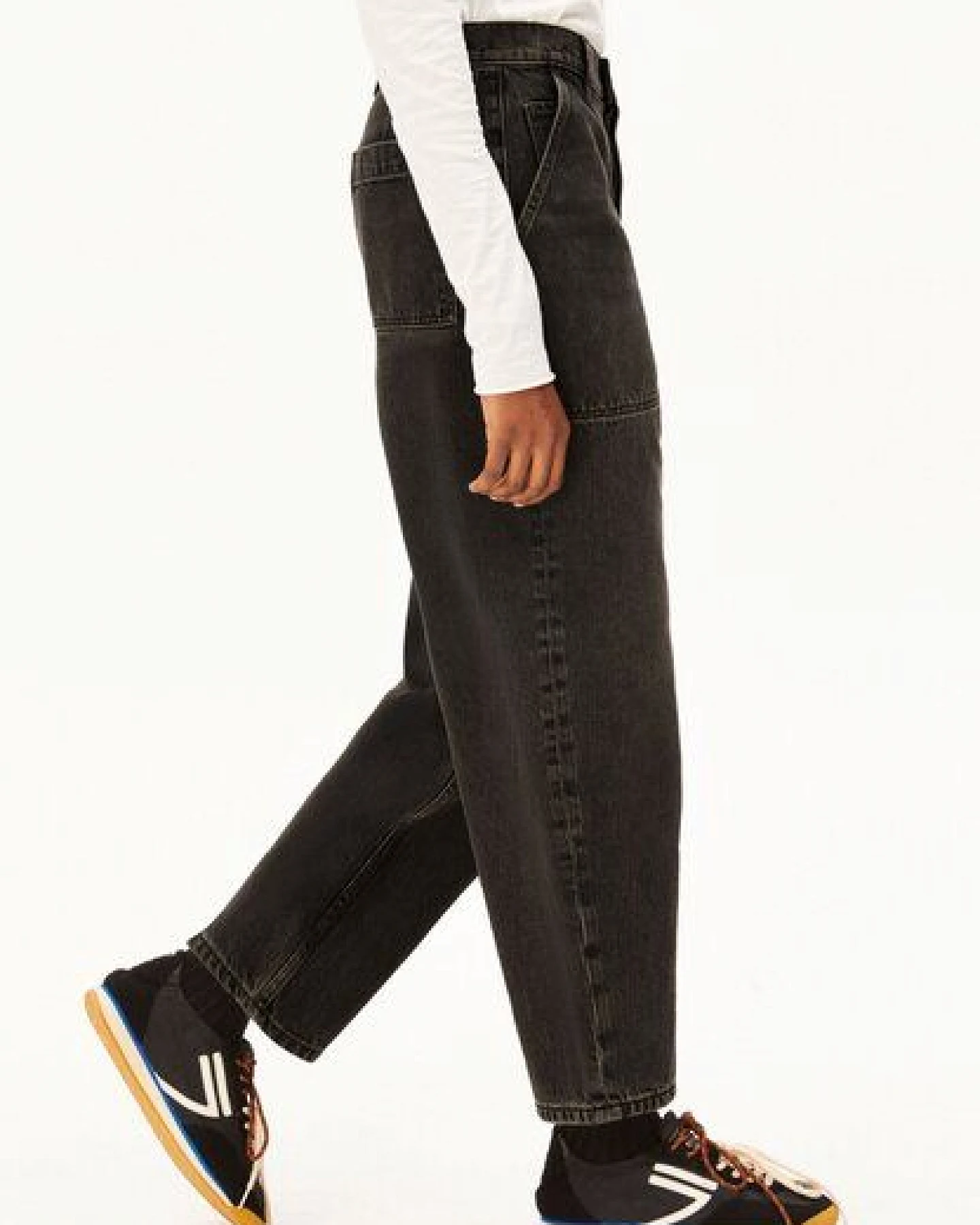 ARMEDANGELS BAARLY HIGH WORKER BARREL Damen Jeans aus 100% Bio-Baumwolle non stretch – Ansicht 4