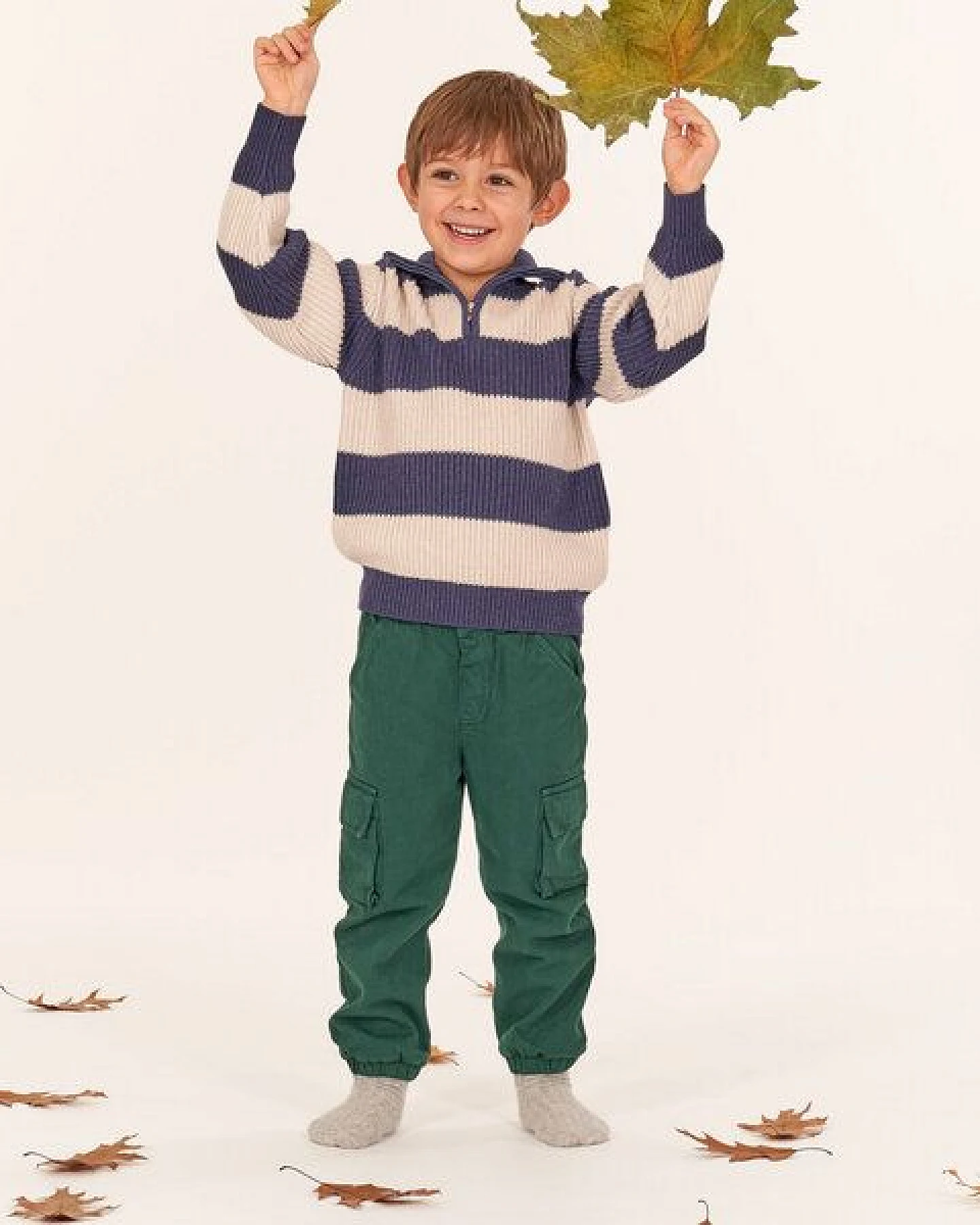 Sense Organics & friends in cooperation with GARY MASH Gefütterte Kinder Cargohose aus aus Biobaumwolle – Ansicht 3