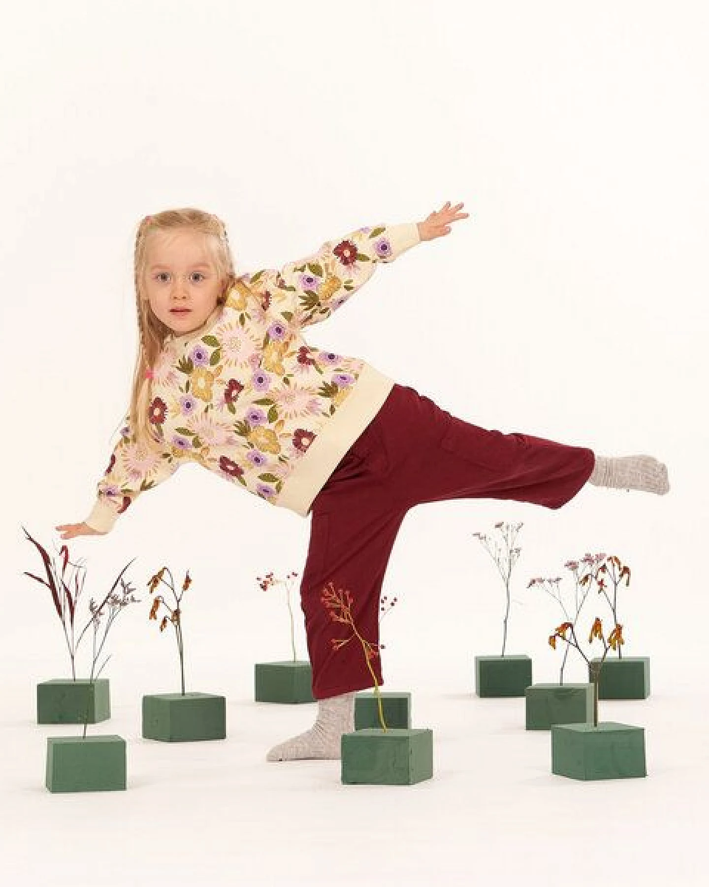 Sense Organics & friends in cooperation with GARY MASH Kinder Sweatshirt aus Bio-Baumwolle – Ansicht 2