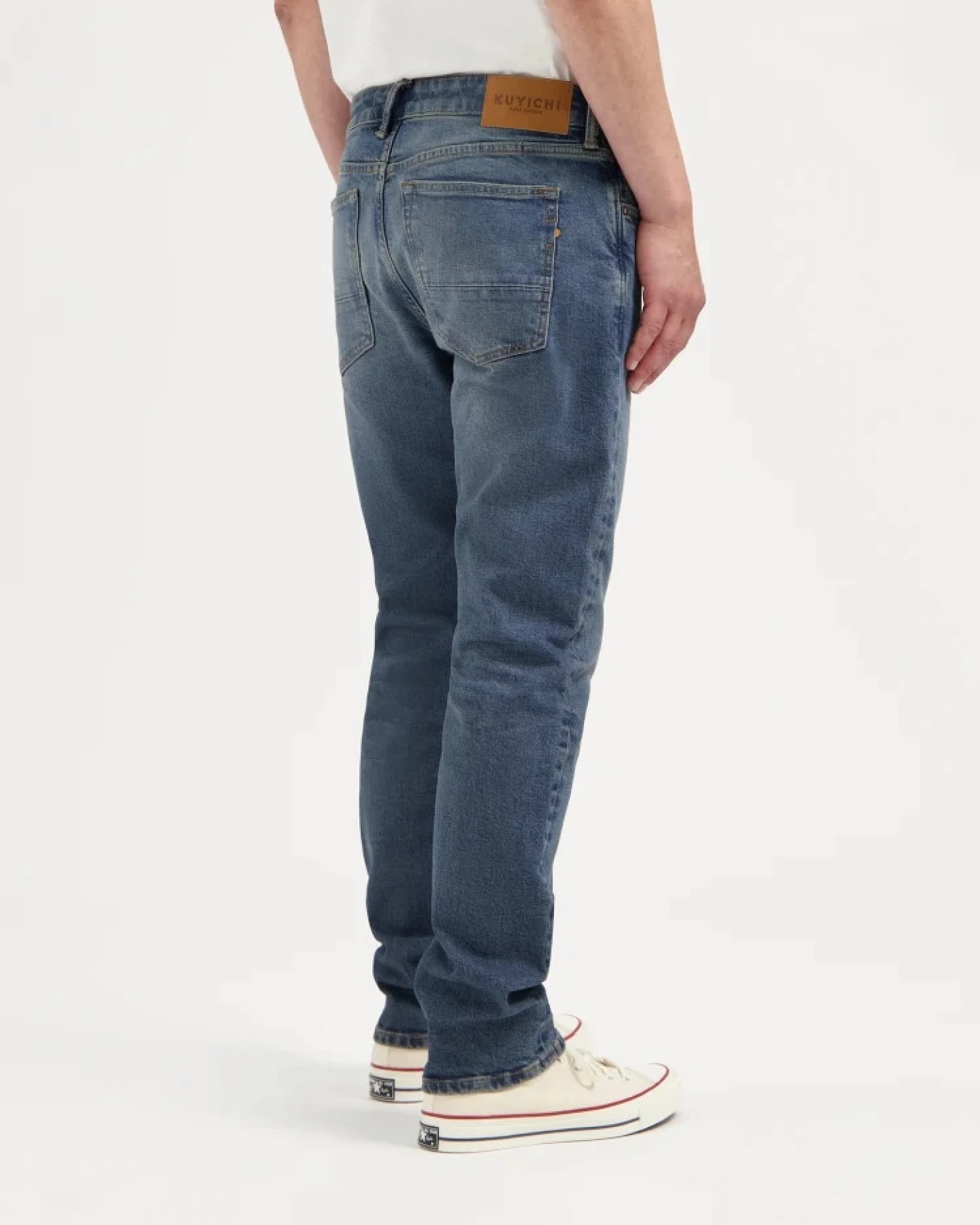 Kuyichi Herren vegan Jeans Nick Straight Broken Blue – Ansicht 2