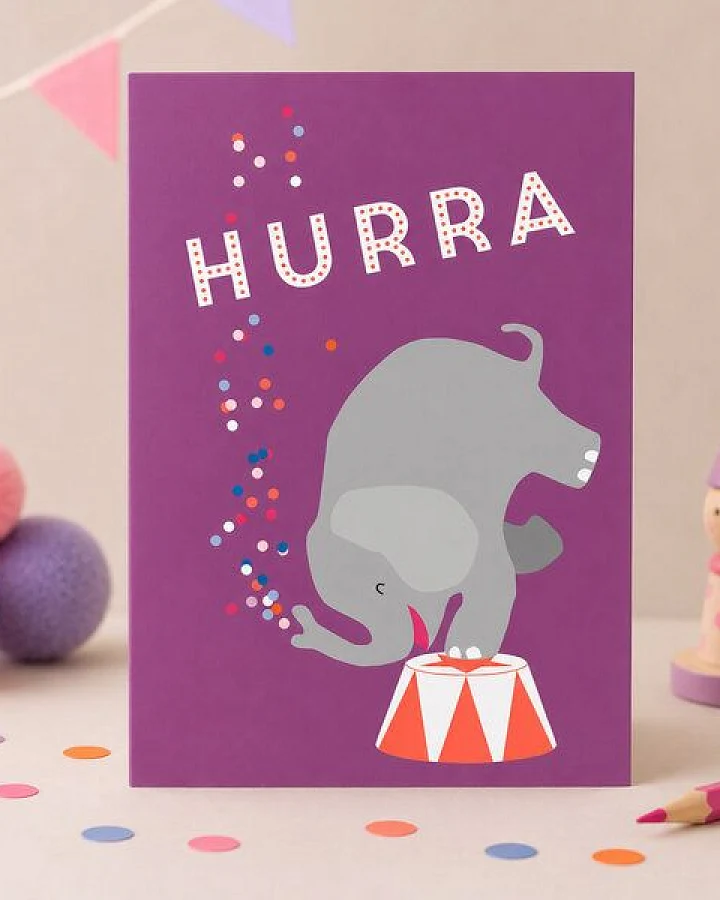 Bow & Hummingbird Glückwunschkarte „HURRA“ – Postkarte für Geburtstag, Verlobung, Umzug, Geburt & schöne Neuigkeiten