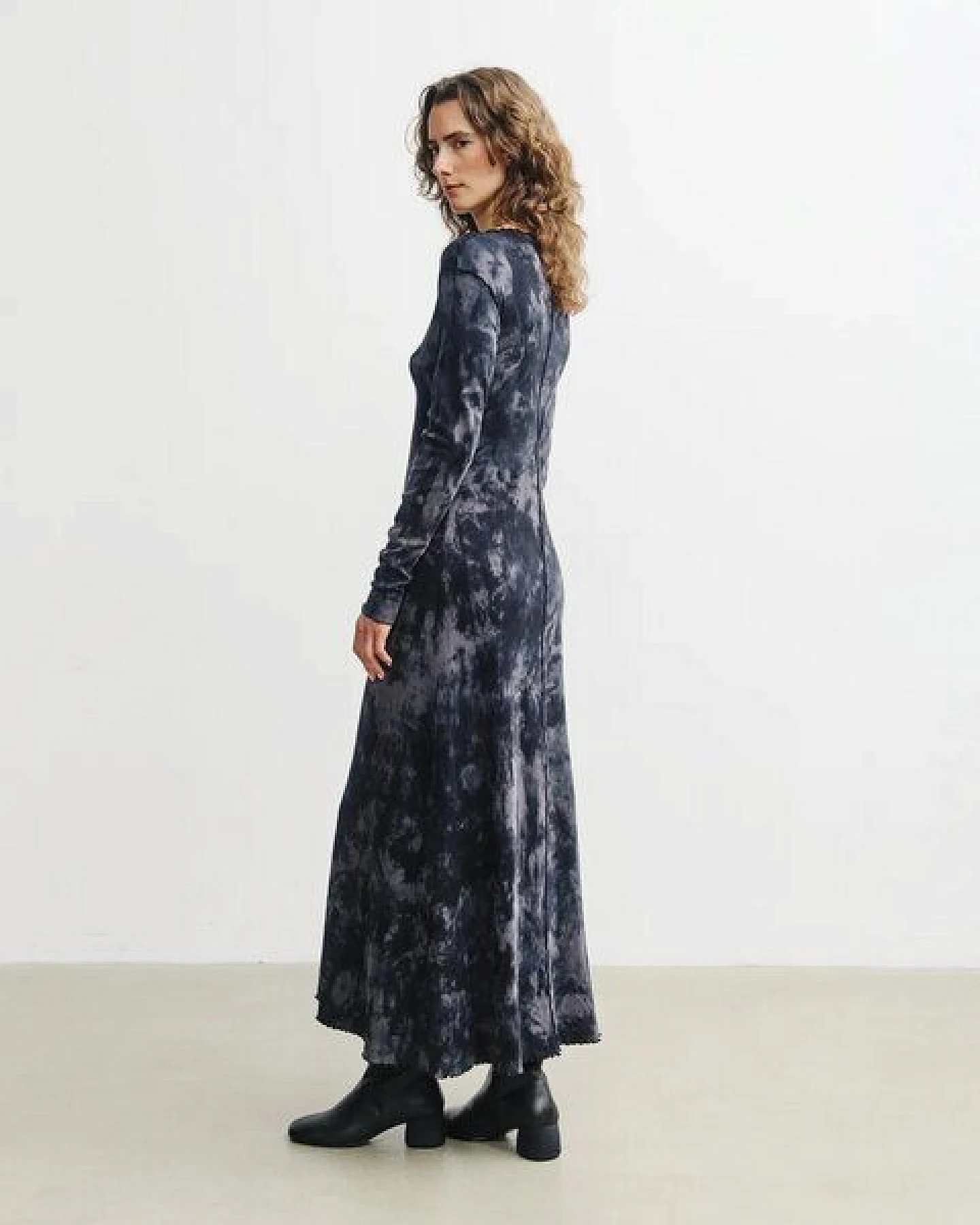 Rotholz - Pin-Tucked Dress Longsleeve – Ansicht 2