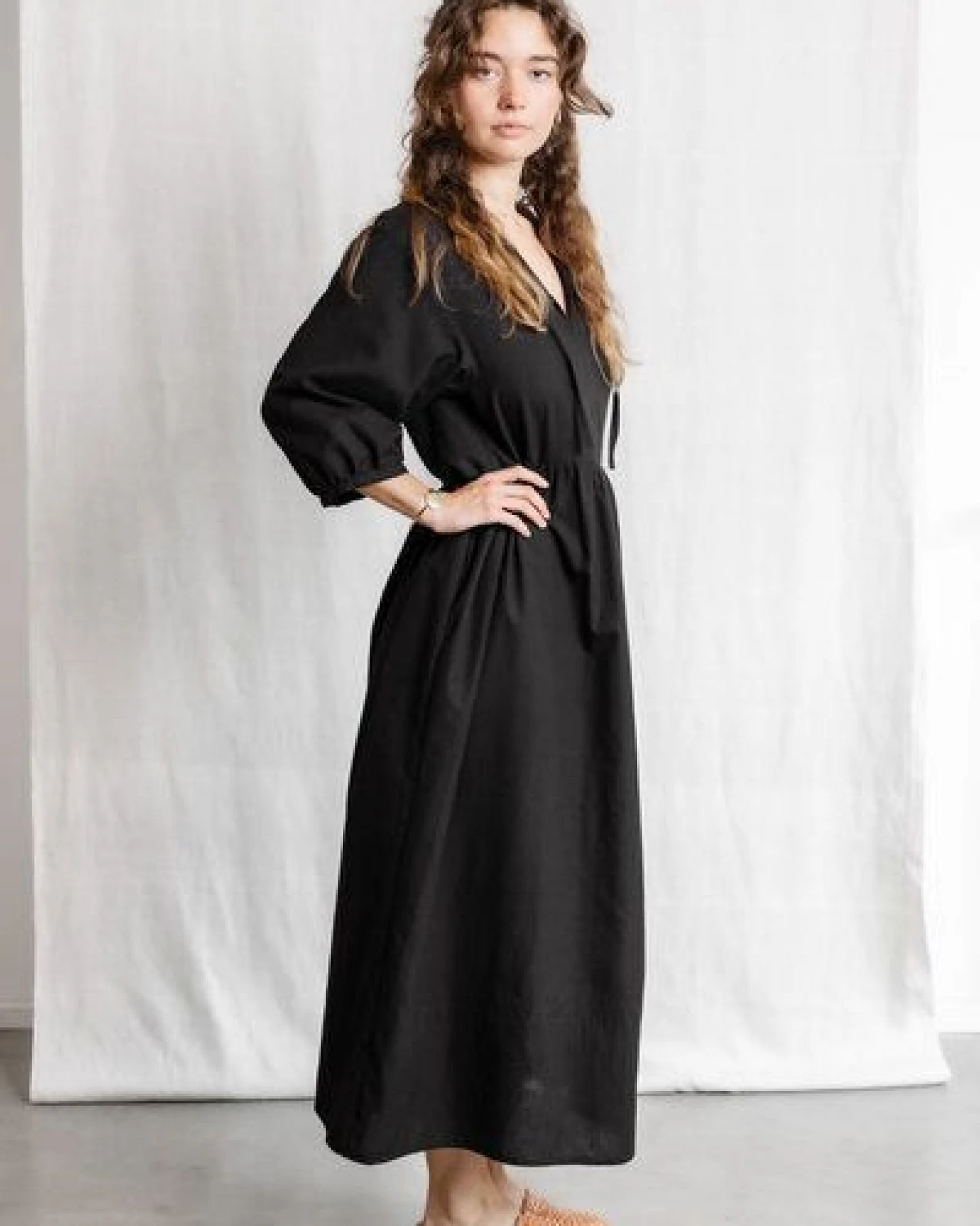 Jyoti - Fair Works Bio-Baumwoll Kleid Paudali – Ansicht 2