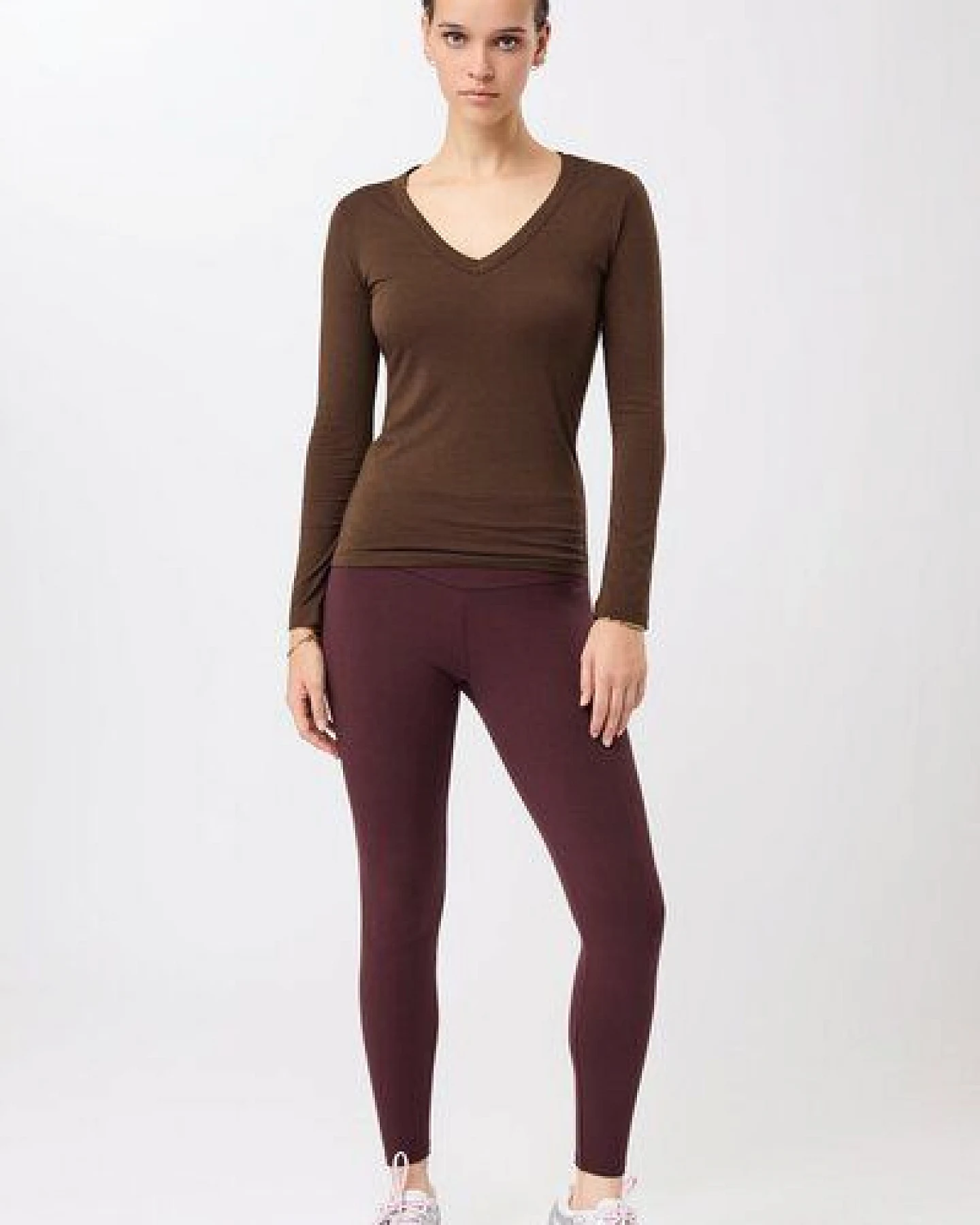 Mandala Slim V-Neck – Ansicht 3