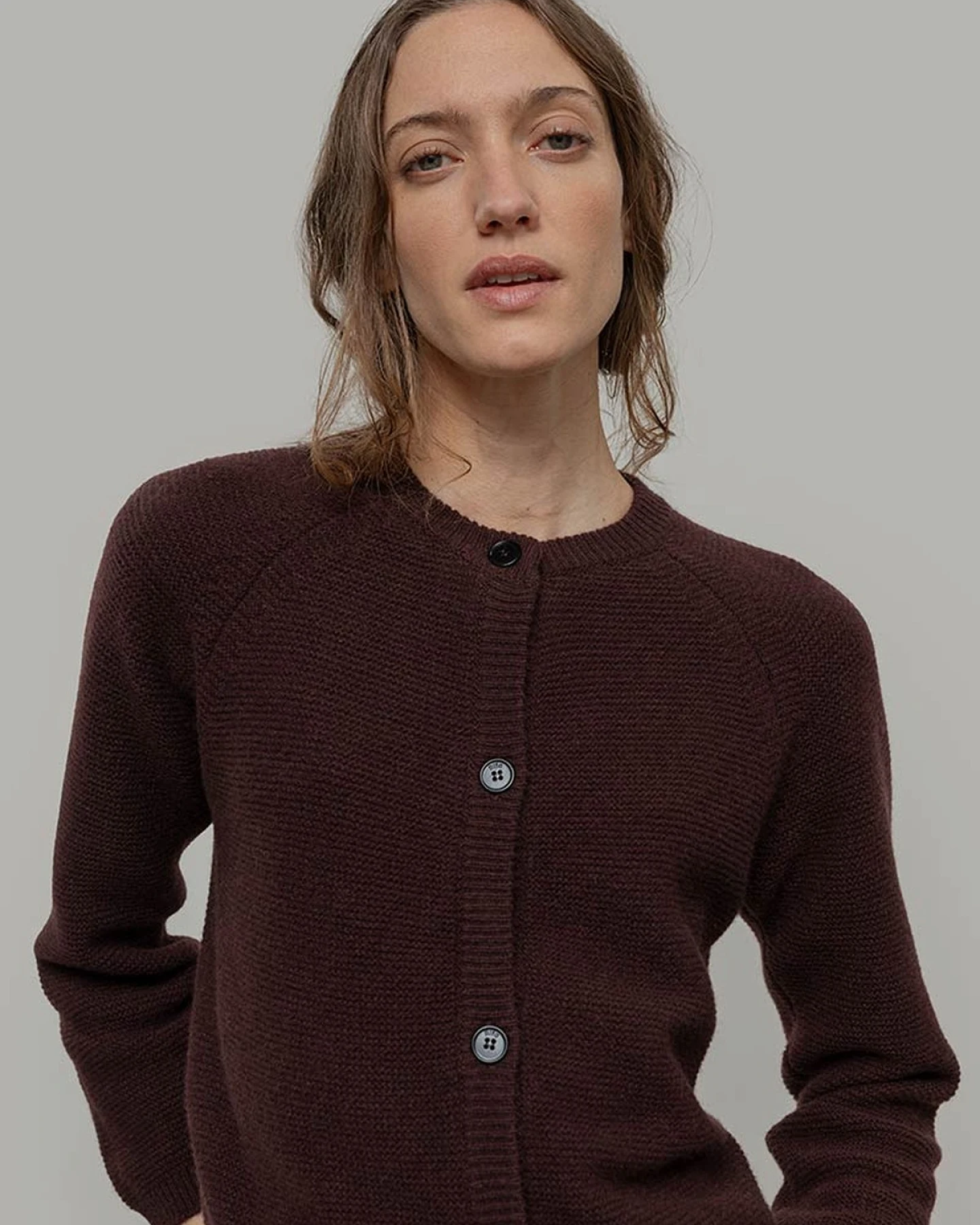 Wollstrickjacke Mafalda Braun – Ansicht 4