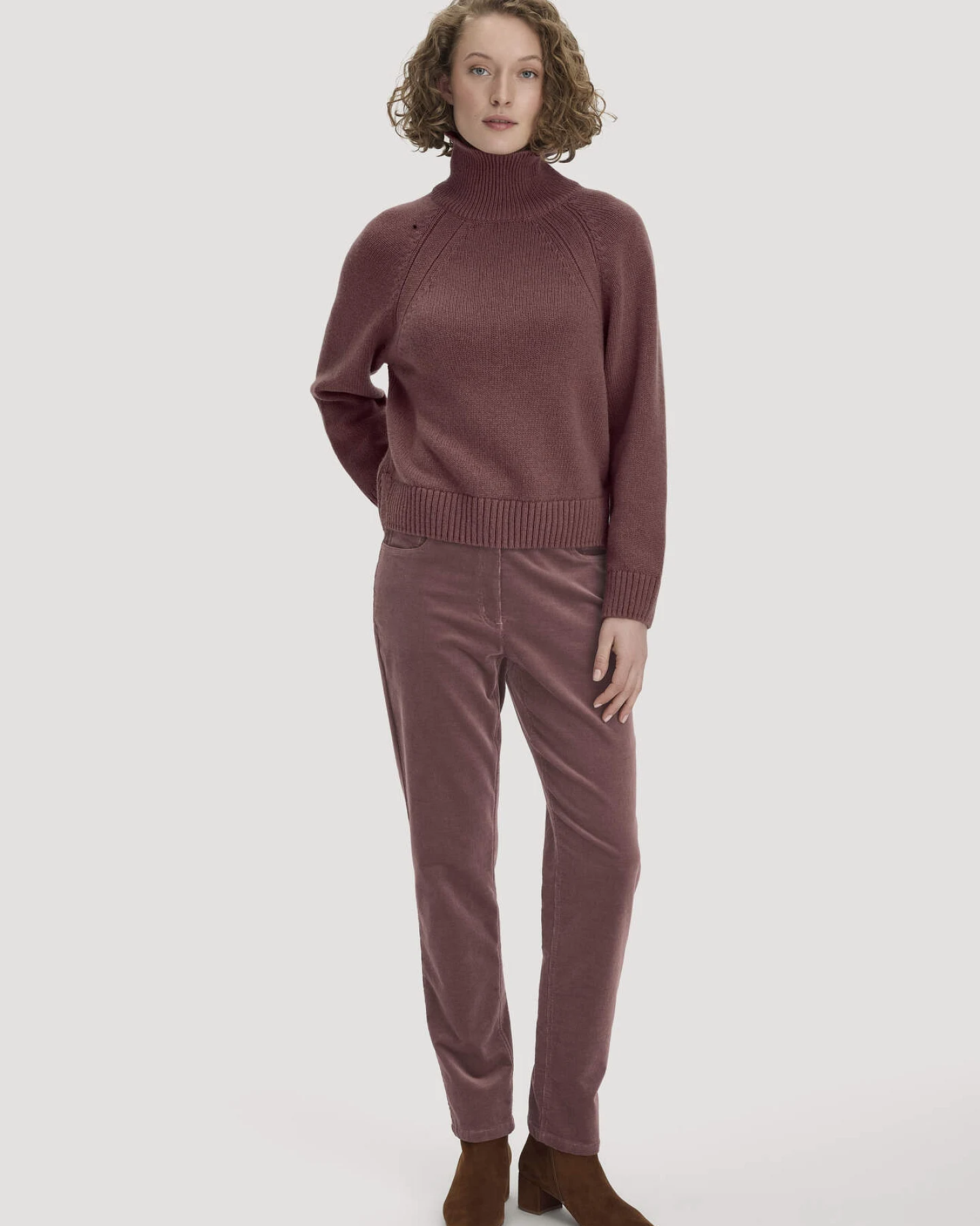 hessnatur Damen Strick Pullover Relaxed aus Bio-Merinowolle mit Bio-Baumwolle - rot - Größe S – Ansicht 2