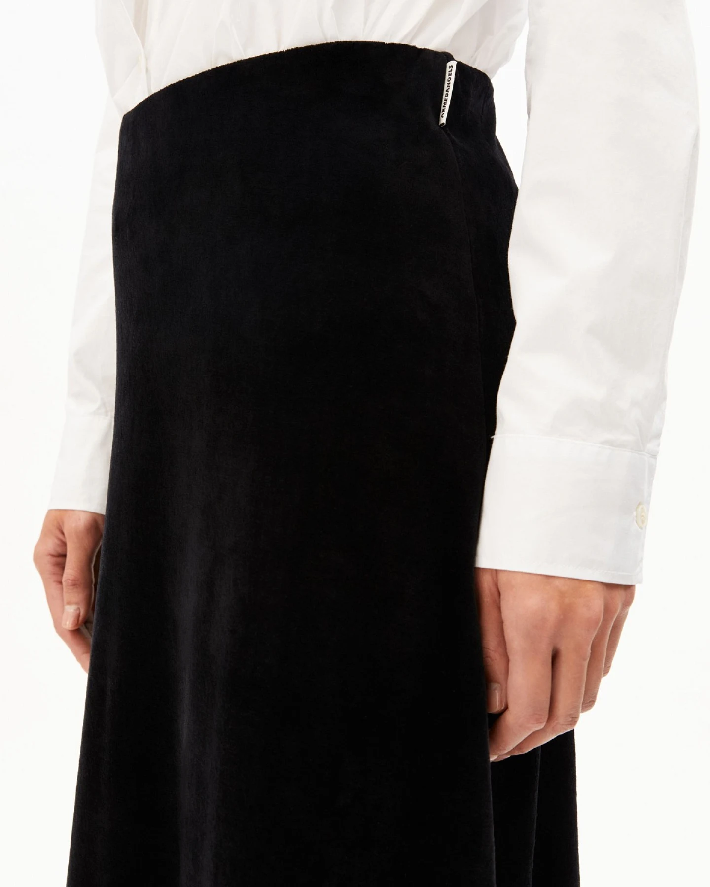 Rock Volagaa Velvet Schwarz – Ansicht 3