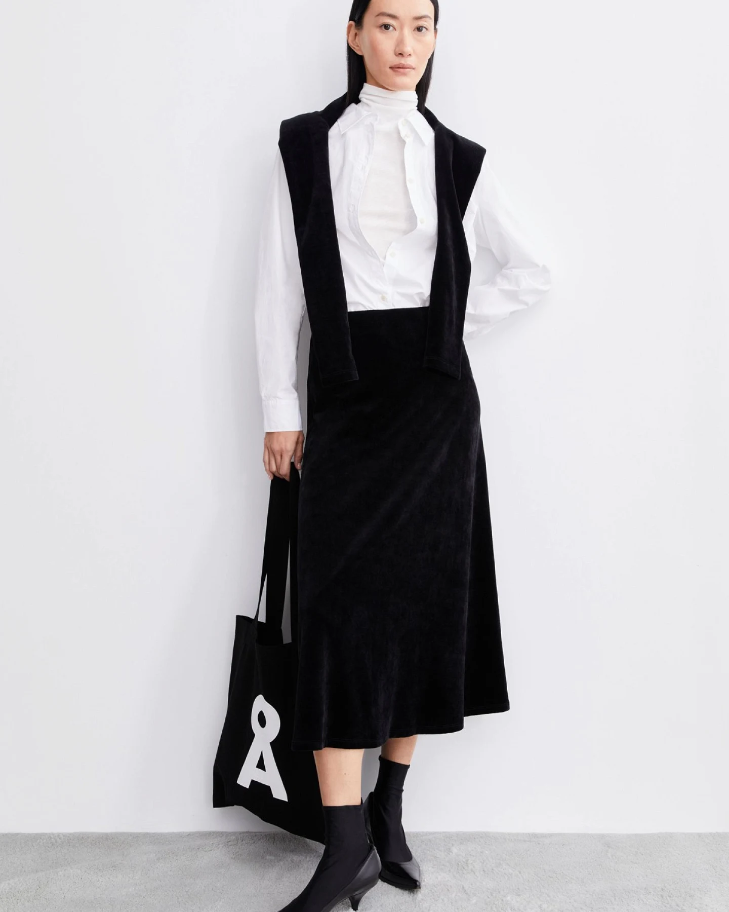 Rock Volagaa Velvet Schwarz – Ansicht 5
