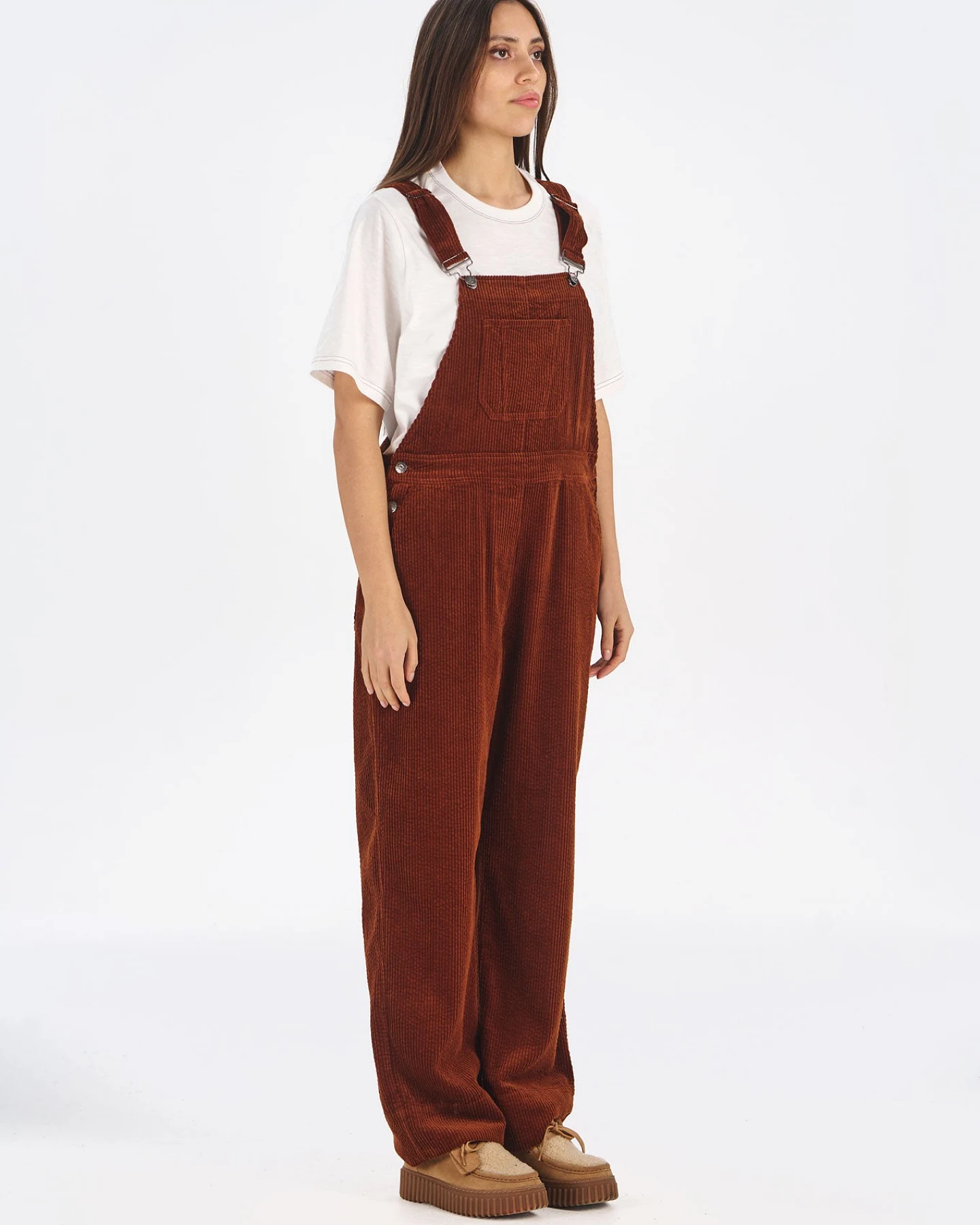 KOMODO Damen vegan Leni-Latzhose Aus Cord Farbe Chestnut – Ansicht 2