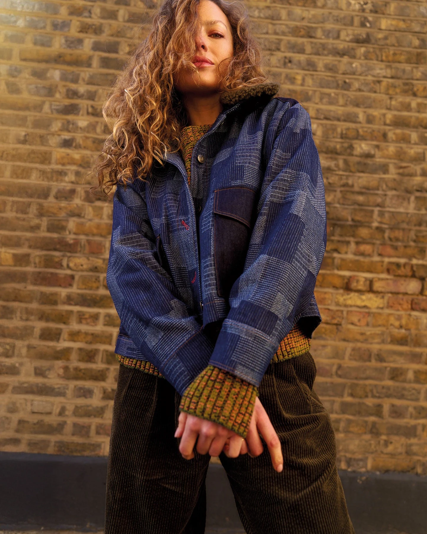 KOMODO Damen vegan Jacke Raffie Artisanal Denim – Ansicht 2