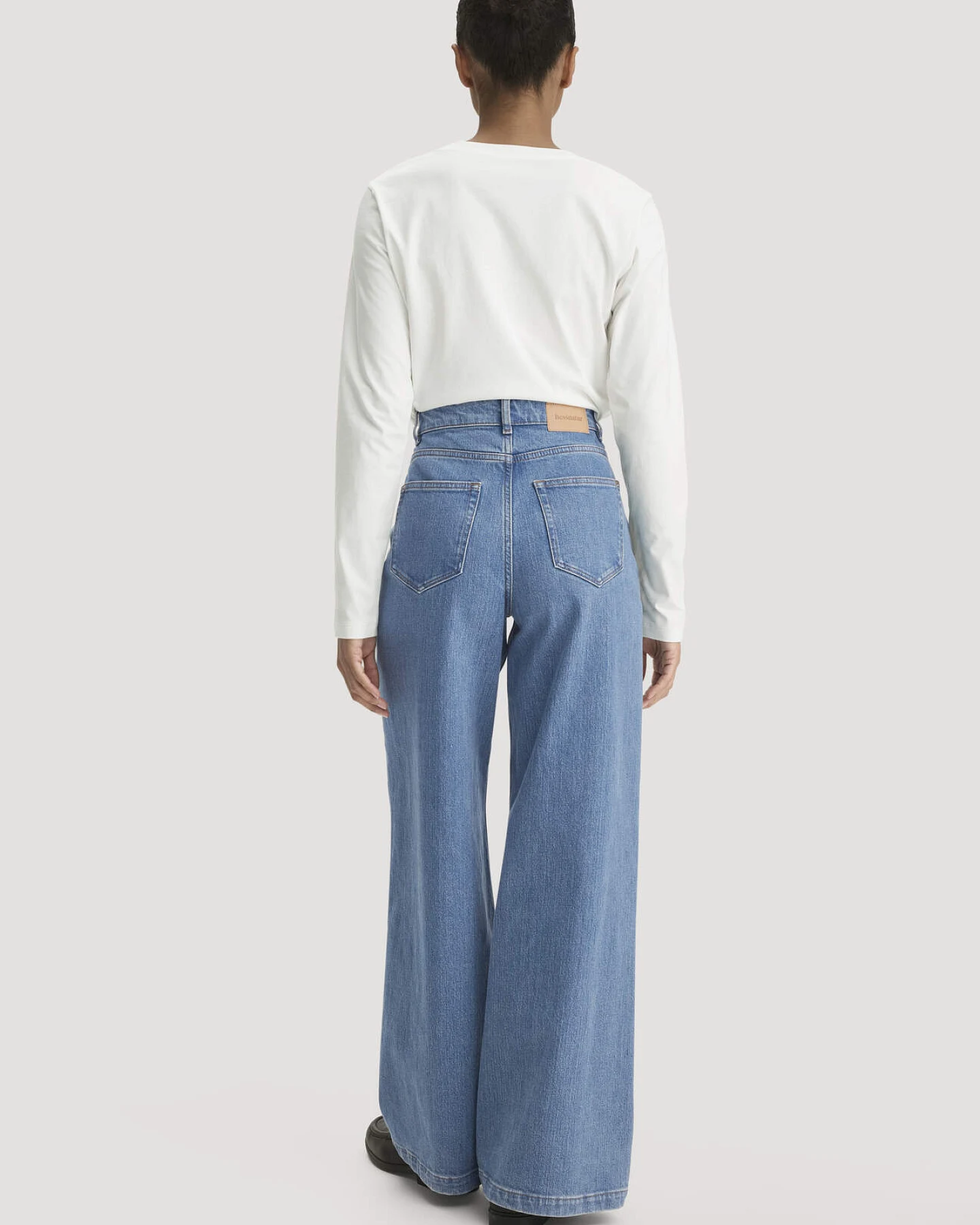 hessnatur Damen Jeans Super Wide Leg aus Bio-Denim - blau - Größe 30 – Ansicht 2