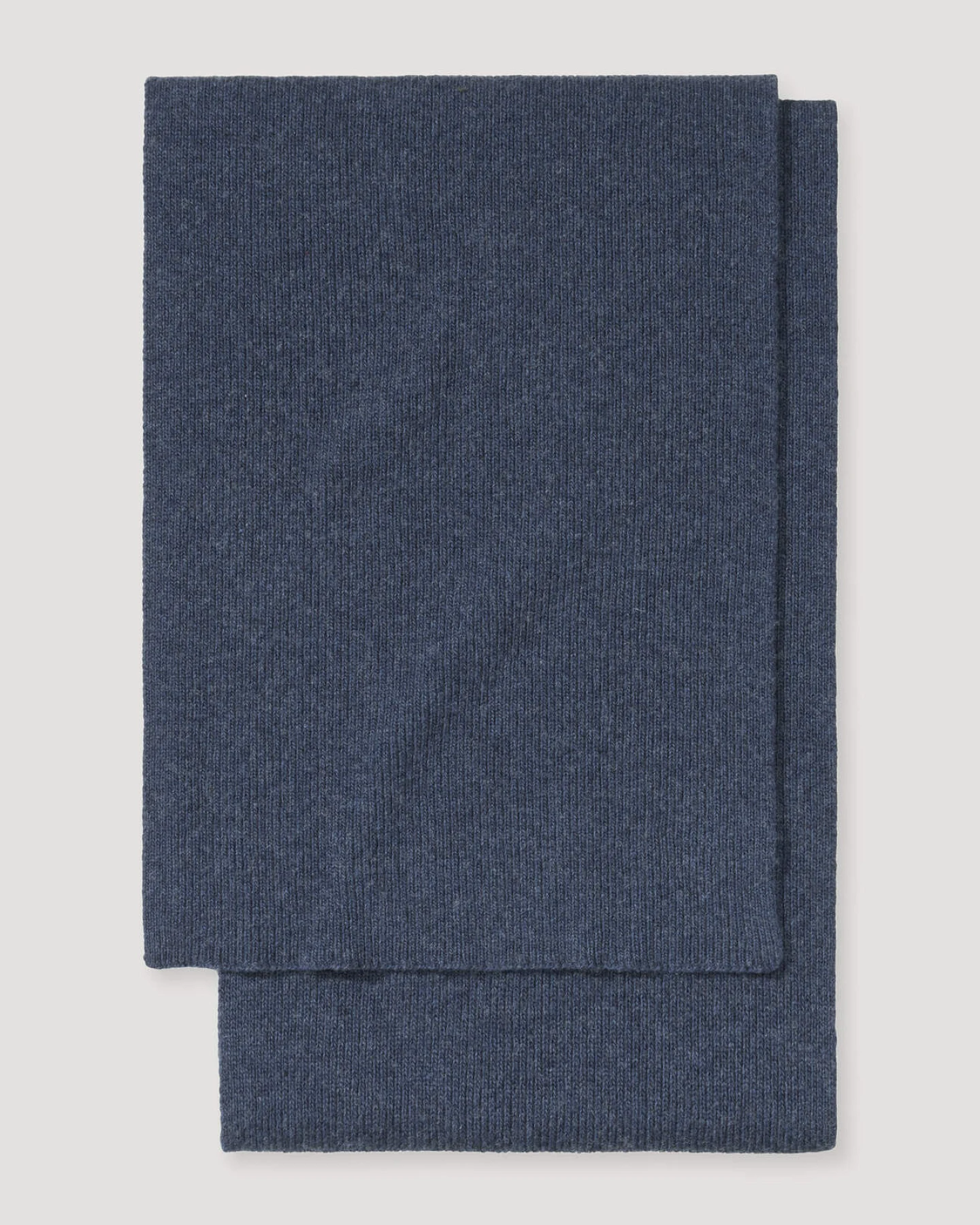 hessnatur Strickschal aus Bio-Merinowolle mit recycelter Wolle und Bio-Baumwolle - blau - Größe 1size – Ansicht 2